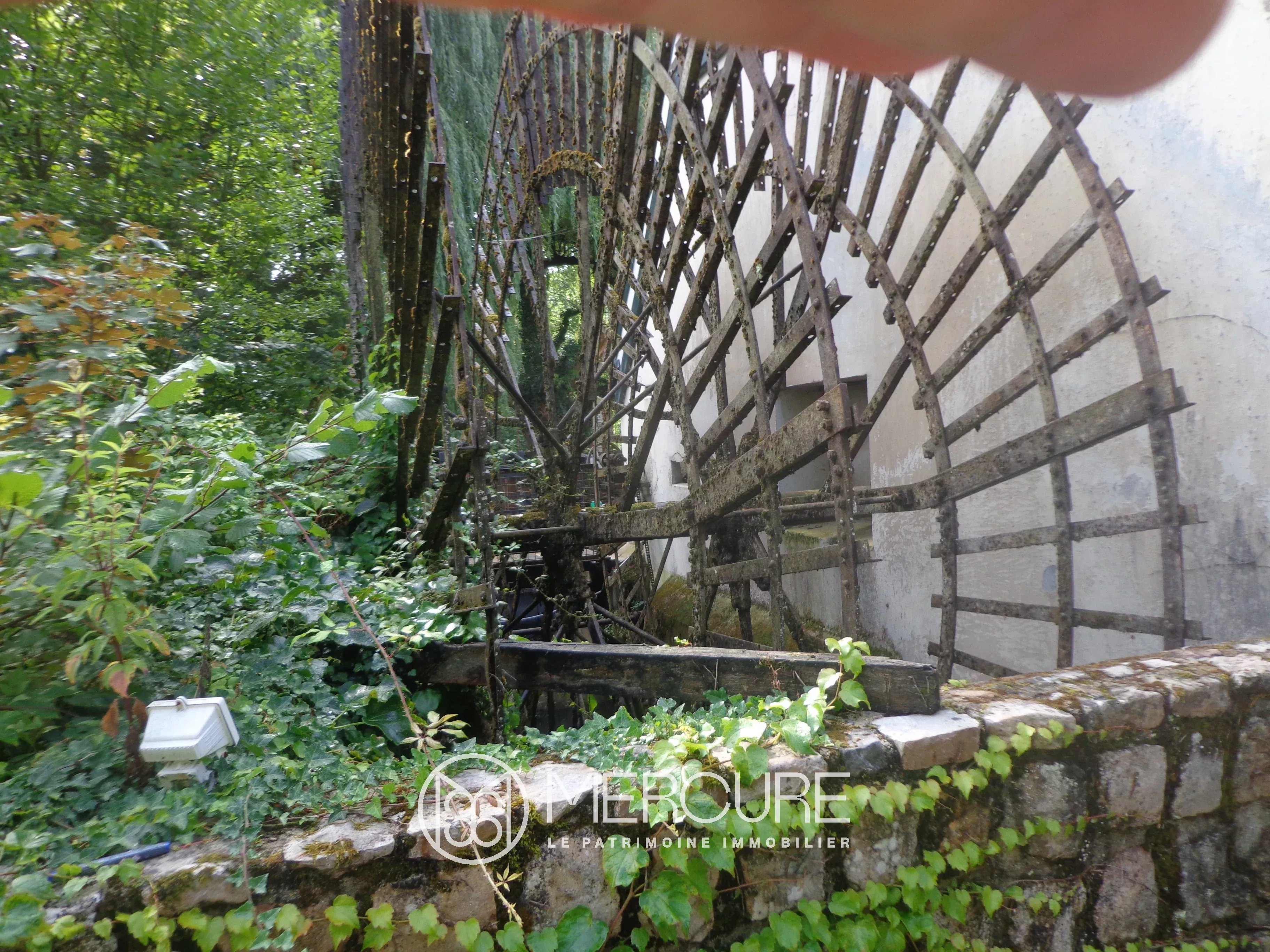 Pacy sur Eure, Propriété de charme avec moulin et maison d’amis en bordure de l’Eure - 21408NO