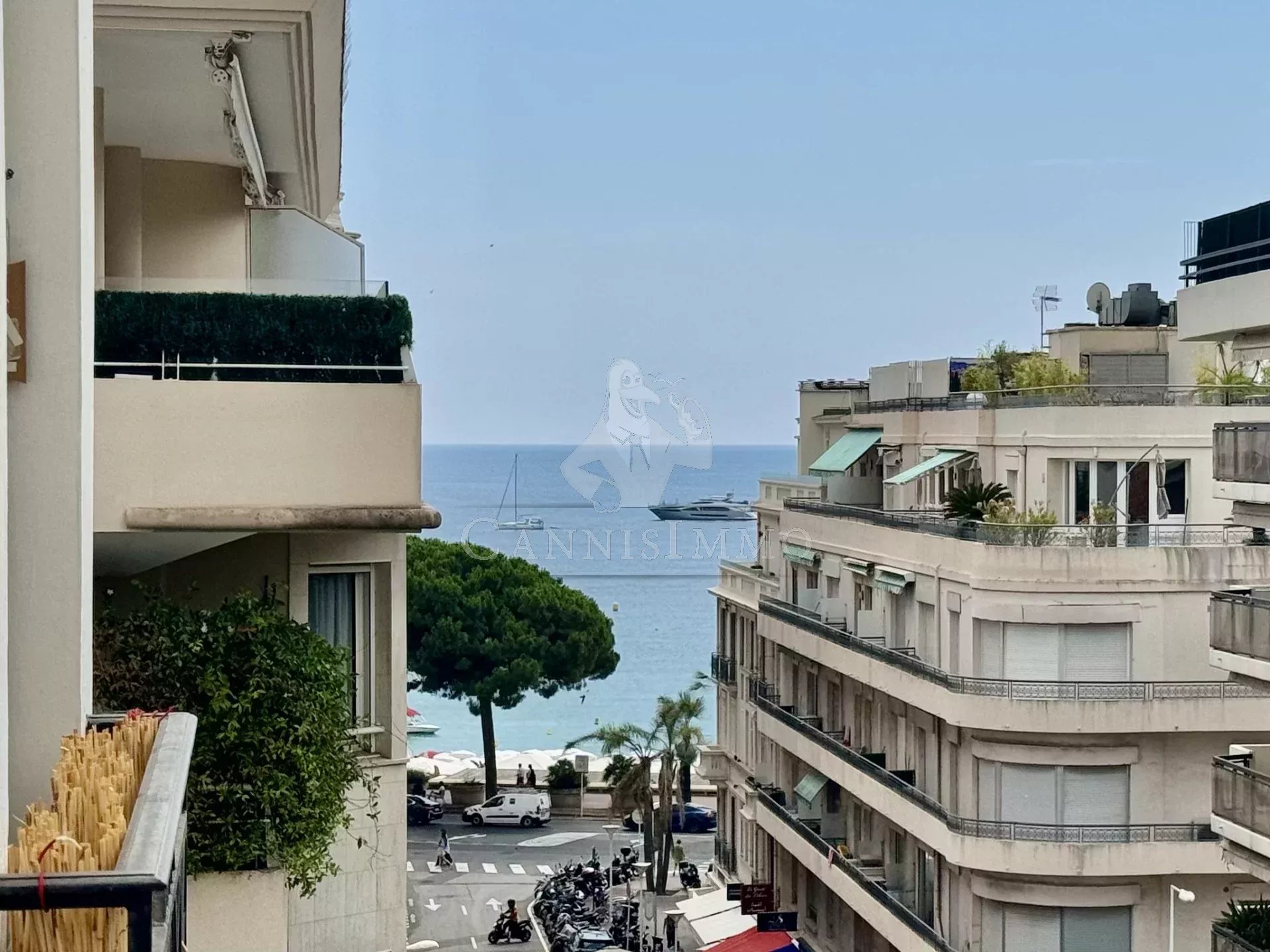 APP  3P CANNES BANANE - VUE MER CROISETTE