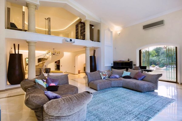 Luxury Villa in Mougins | Prestigious 6-Bedroom Family Estate — photo 4