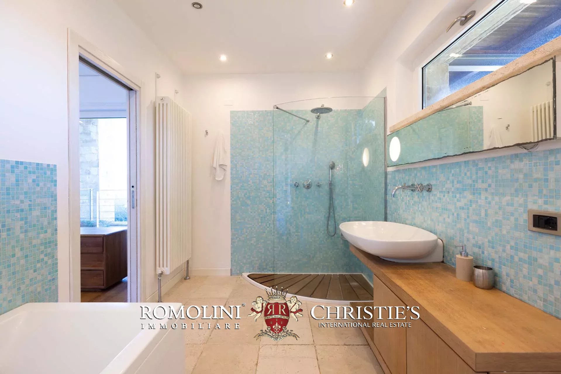 4 Bedroom Villa/Townhouse's Image 56