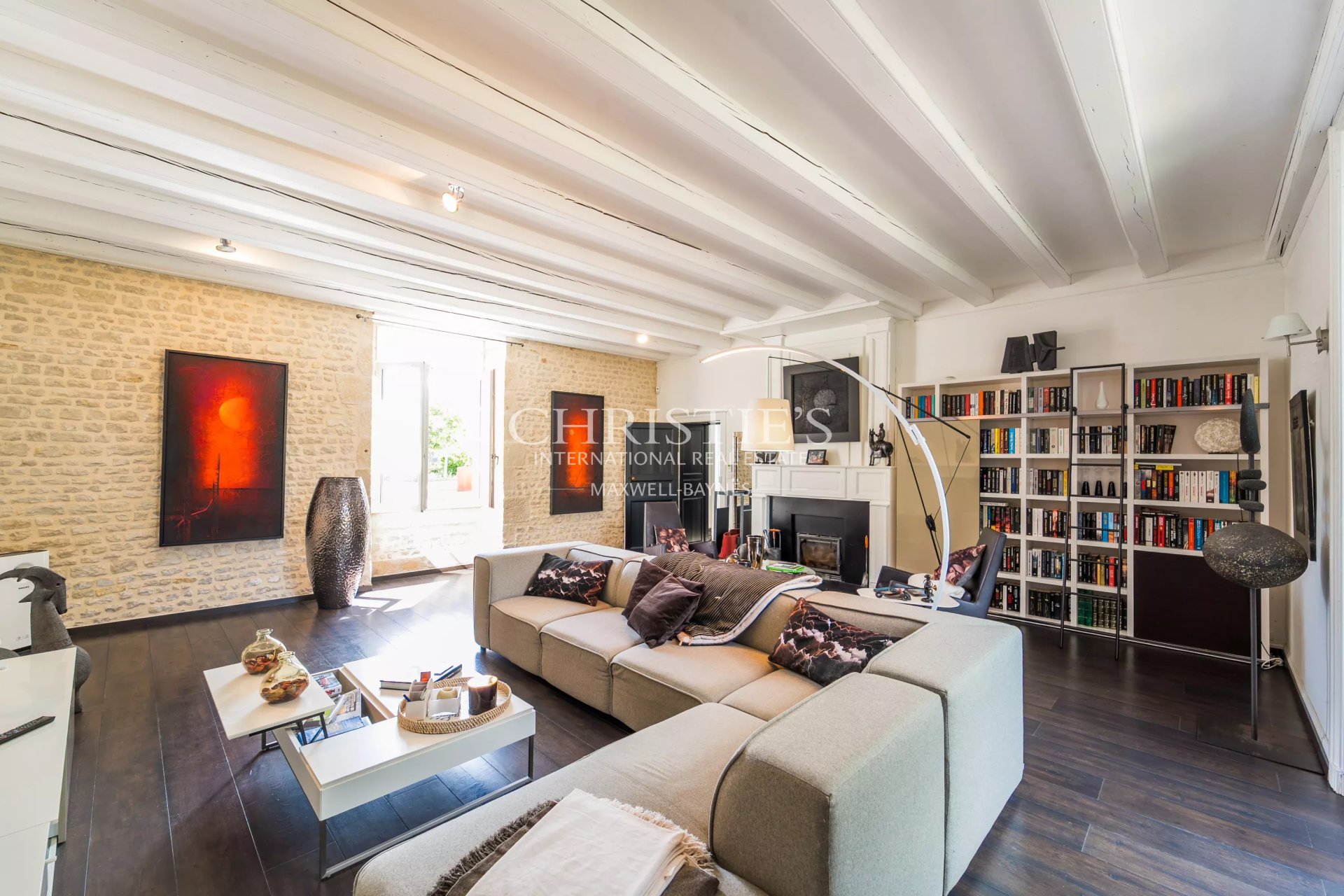 4 Bedroom Villa/Townhouse's Image 8