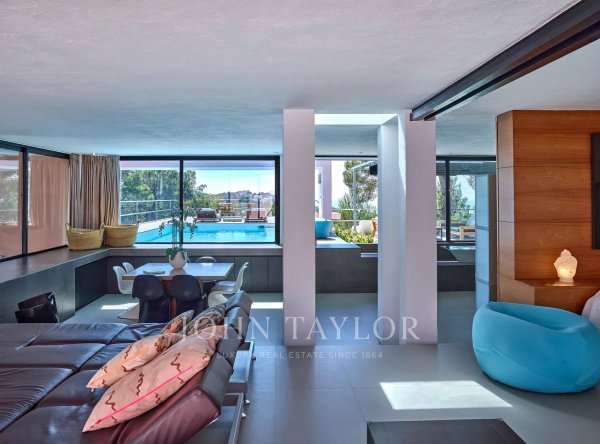 Luxury Japanese-Style Villa for Sale in Cala Vedella, Ibiza — photo 5