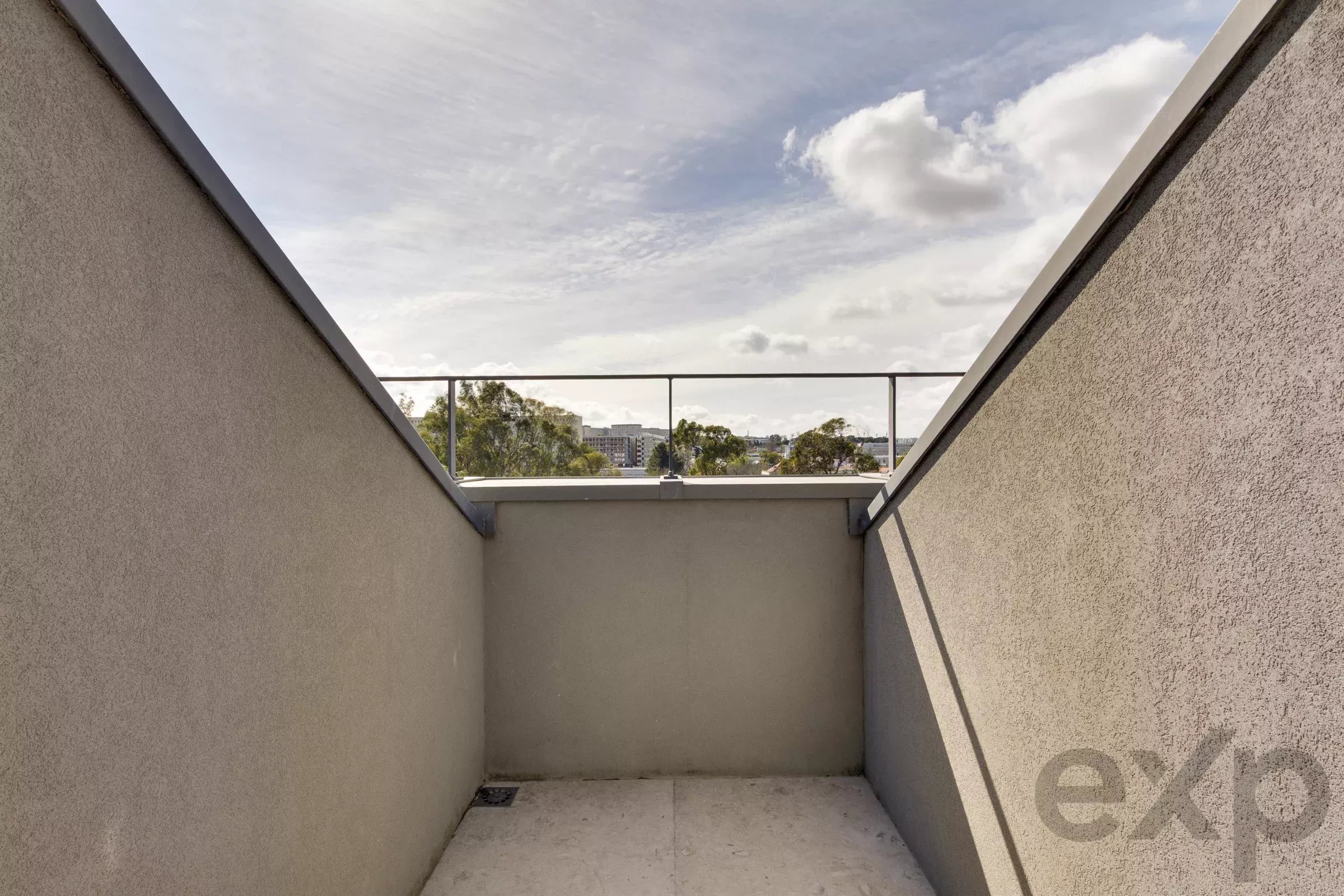 Duplex Apartment 86806328 image 32