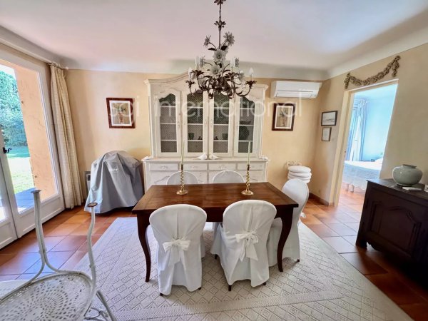Luxury Beachfront Villa Saint-Tropez | Secure Parc de la Moutte Estate — photo 5