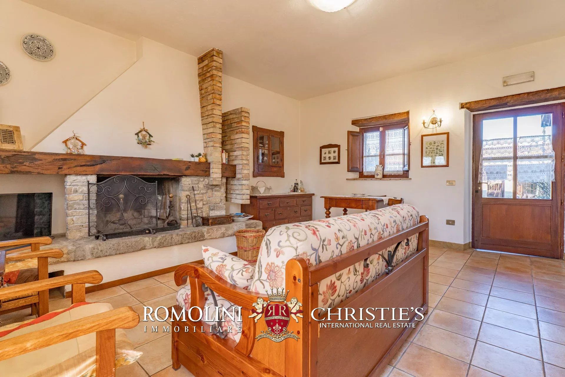 7 Bedroom Villa/Townhouse's Image 62