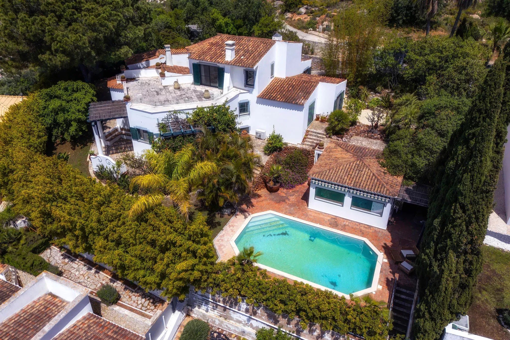 Exceptional hilltop villa with panoramic sea and countryside views 86991734 image 1