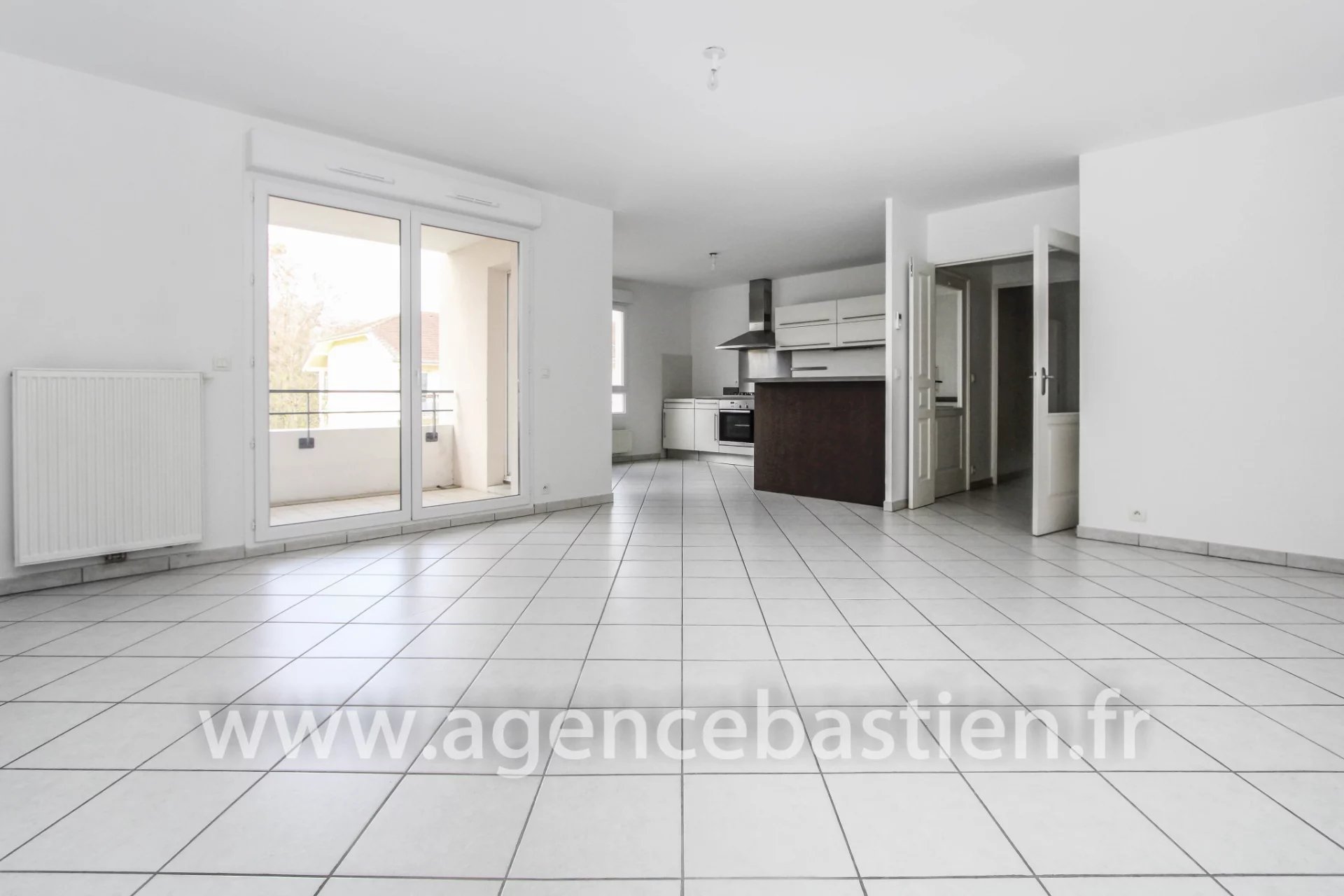 VENTE - APPARTEMENT T3 - ORNEX/ FERNEY- CALME - 415.000EUR