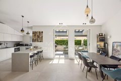 NICE City Center – Modern duplex apartment in a bourgeois building with a large terrace — photo 1 of 7