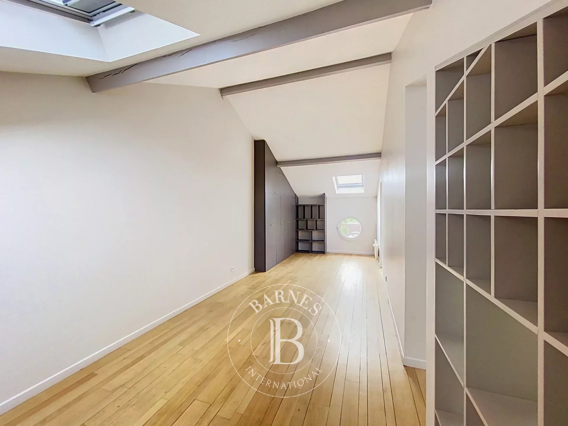 Courbevoie  - Maison 9 Pi&egrave;ces 5 Chambres - picture 18