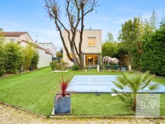 Modern 6-room house 147 m² — photo 3 of 7