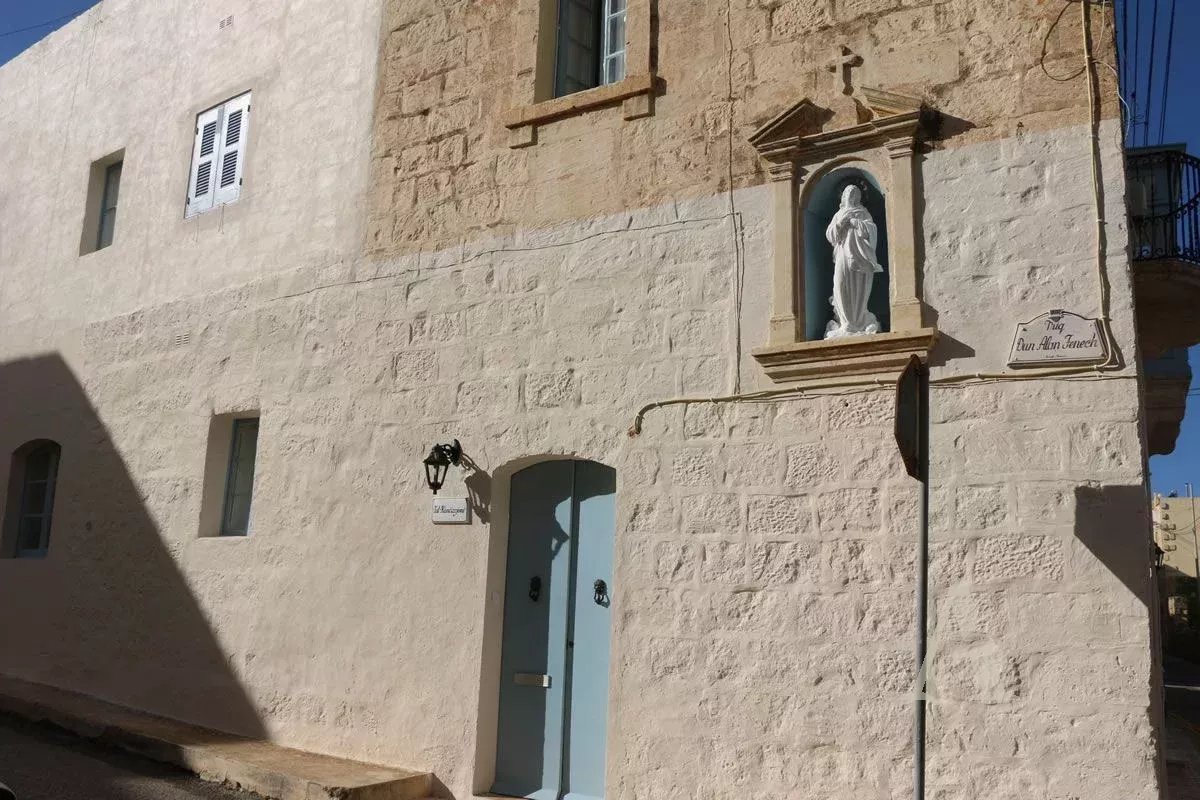 Townhouse For Sale in the Heart of Munxar Gozo