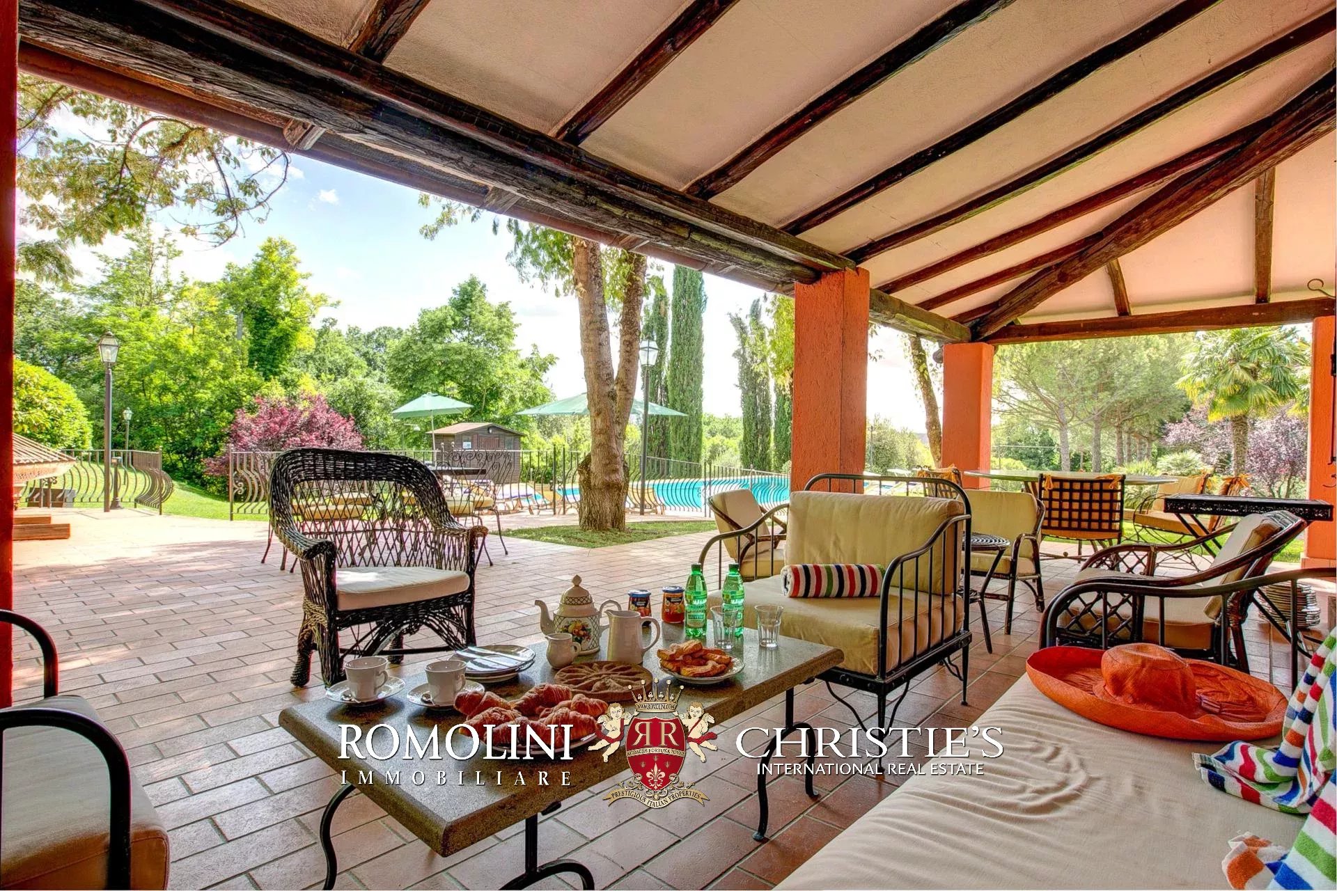 5 Bedroom Villa/Townhouse's Image 12