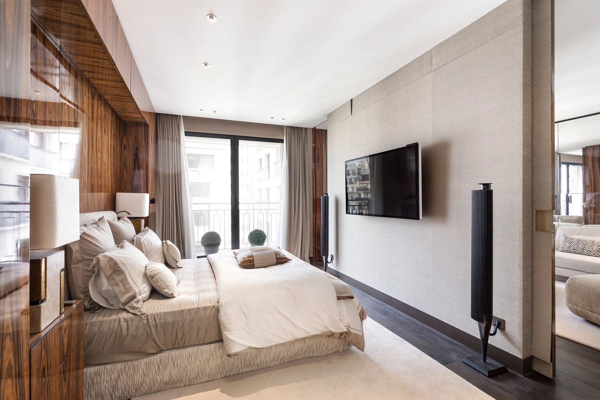 1 Bedroom Apartment/Flat's Image 3