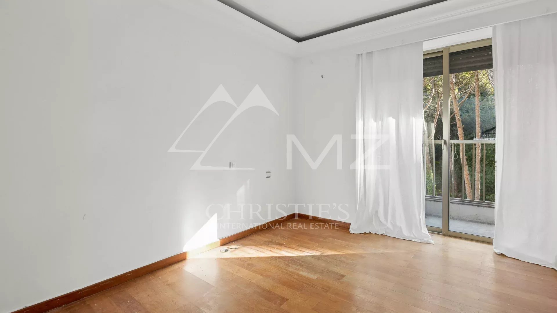 2 Bedroom Apartment/Flat's Image 5