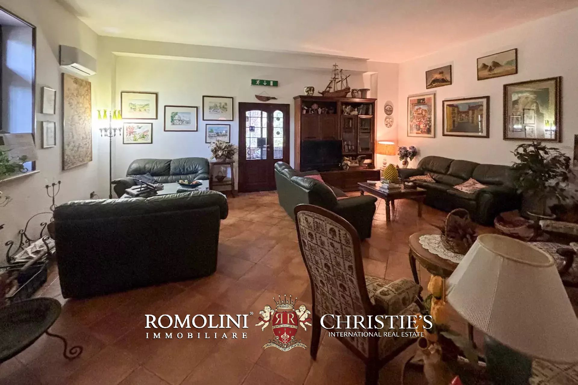 19 Bedroom Villa/Townhouse's Image 32