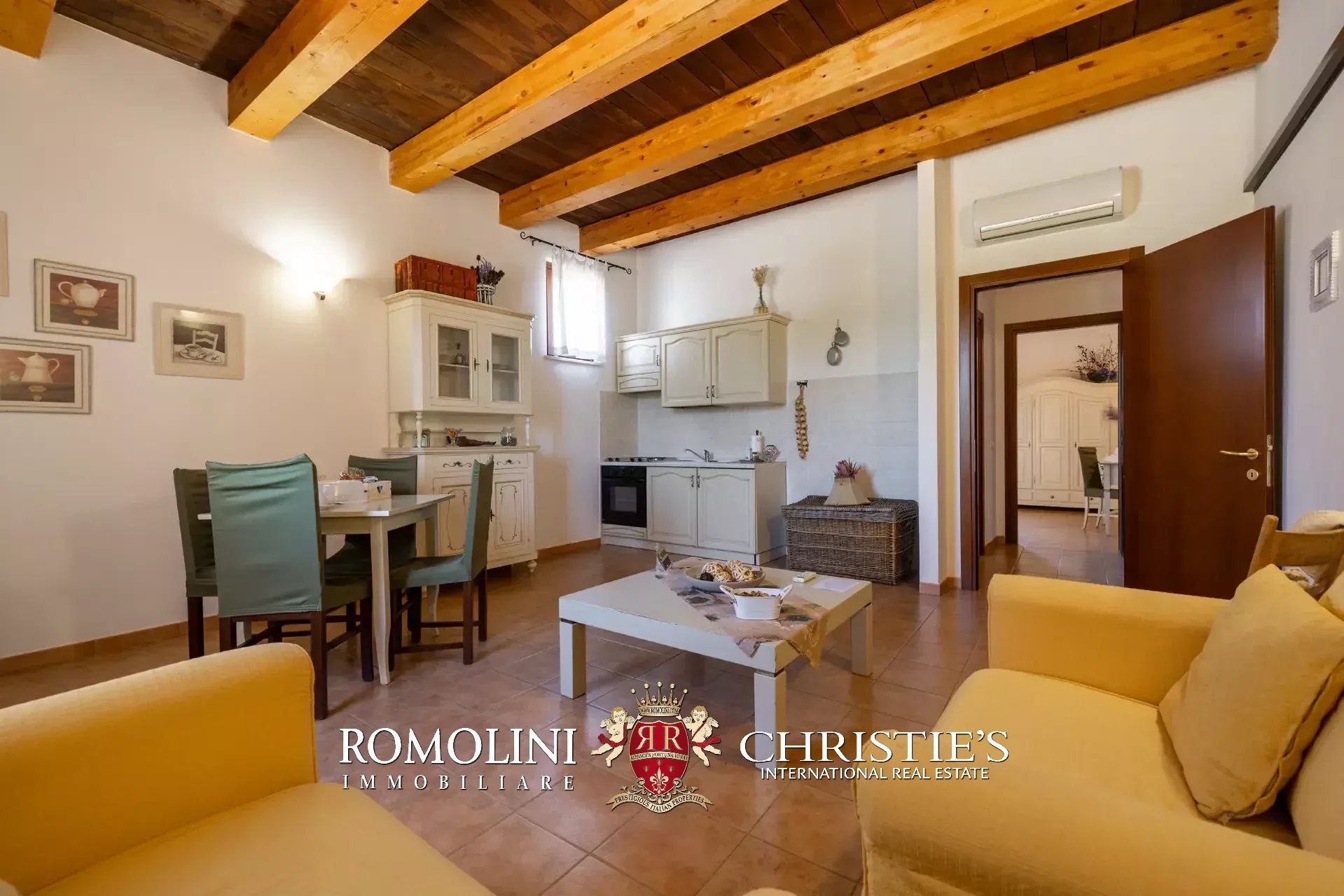 35 Bedroom Villa/Townhouse's Image 56