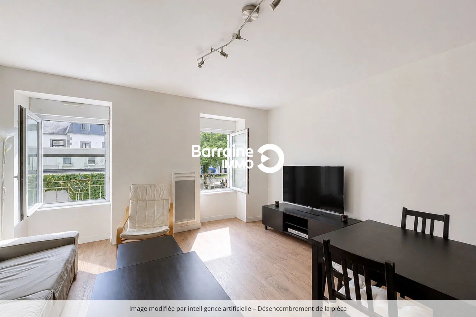 LOCATION BREST CENTRE-VILLE APPARTEMENT T3 MEUBLLE