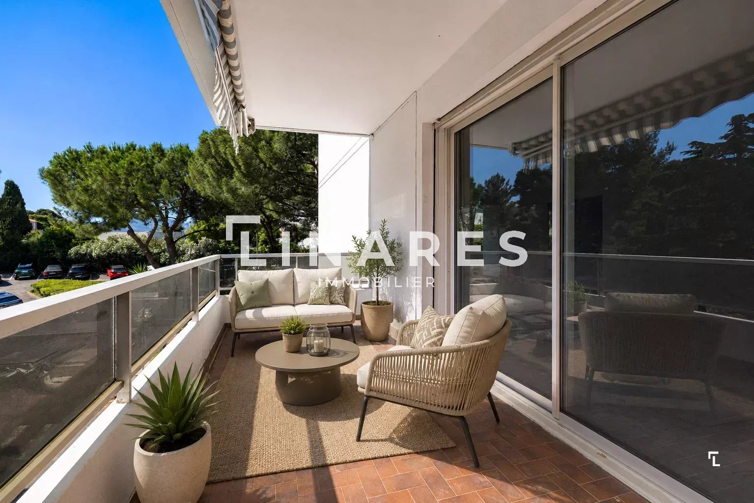 MY CADENELLE - Appartement T4/5 de 168m2 + Terrasses 35m2 - Résidence sécurisée avec piscine -13008