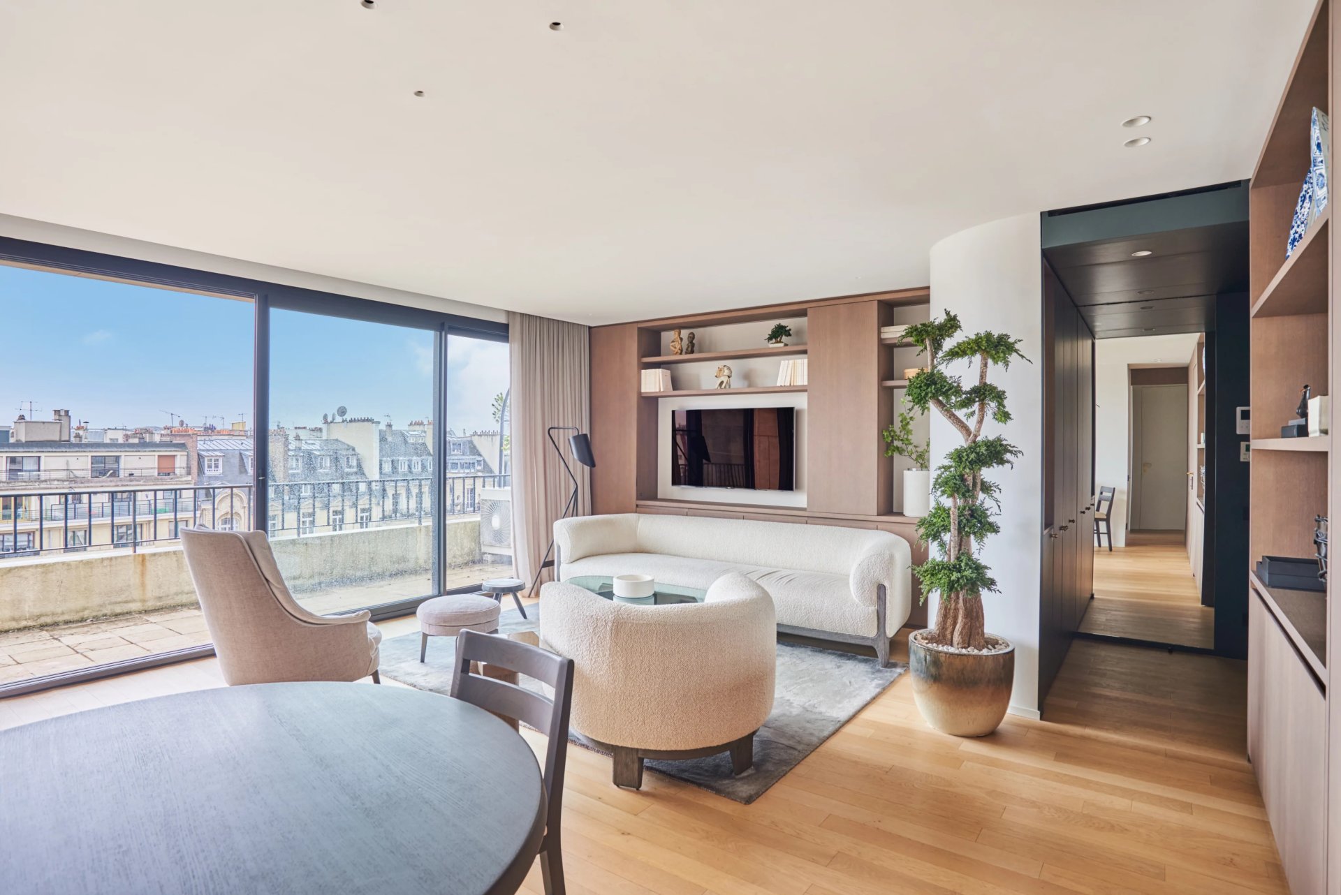 2 Bedroom Apartment/Flat's Image 6
