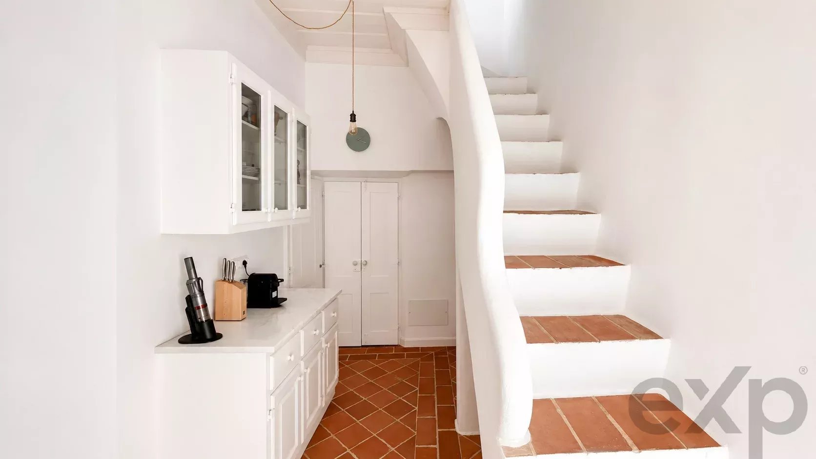 Between the Markets and Ria Formosa: A Unique Property in the Heart of Olhão 87140616 image 7