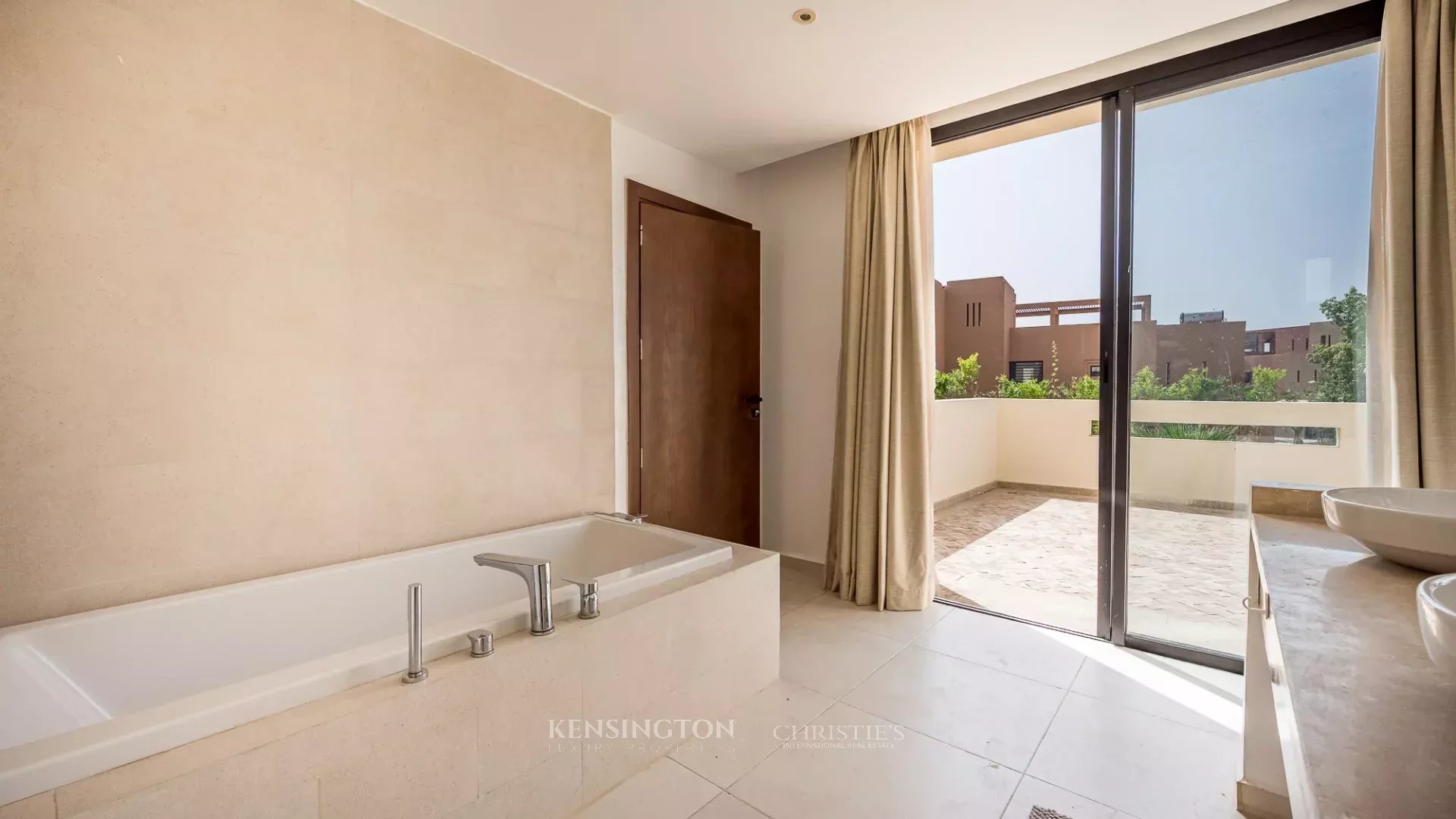 3 Bedroom Villa/Townhouse's Image 22