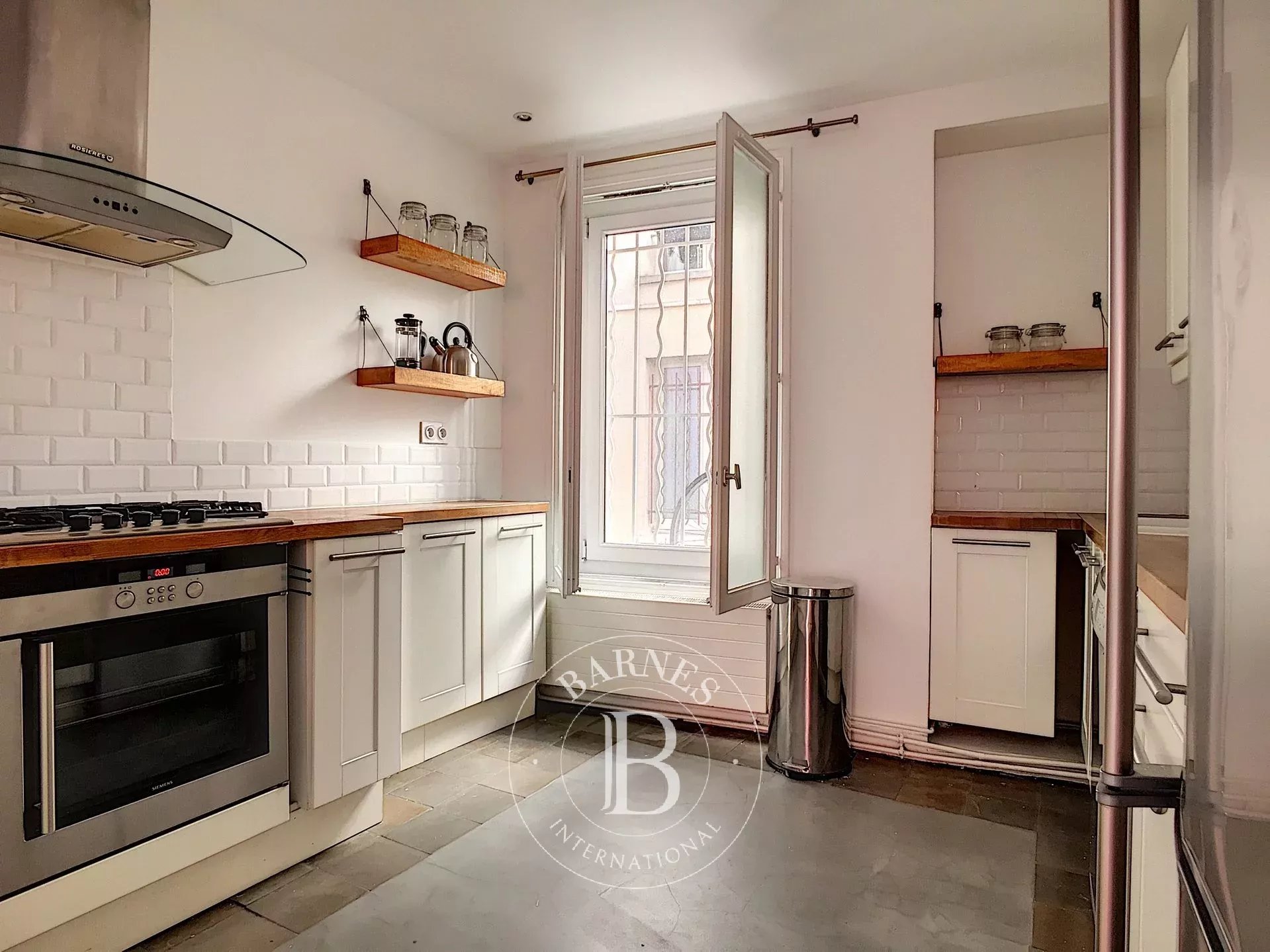 Daire Paris 18ème - picture 6