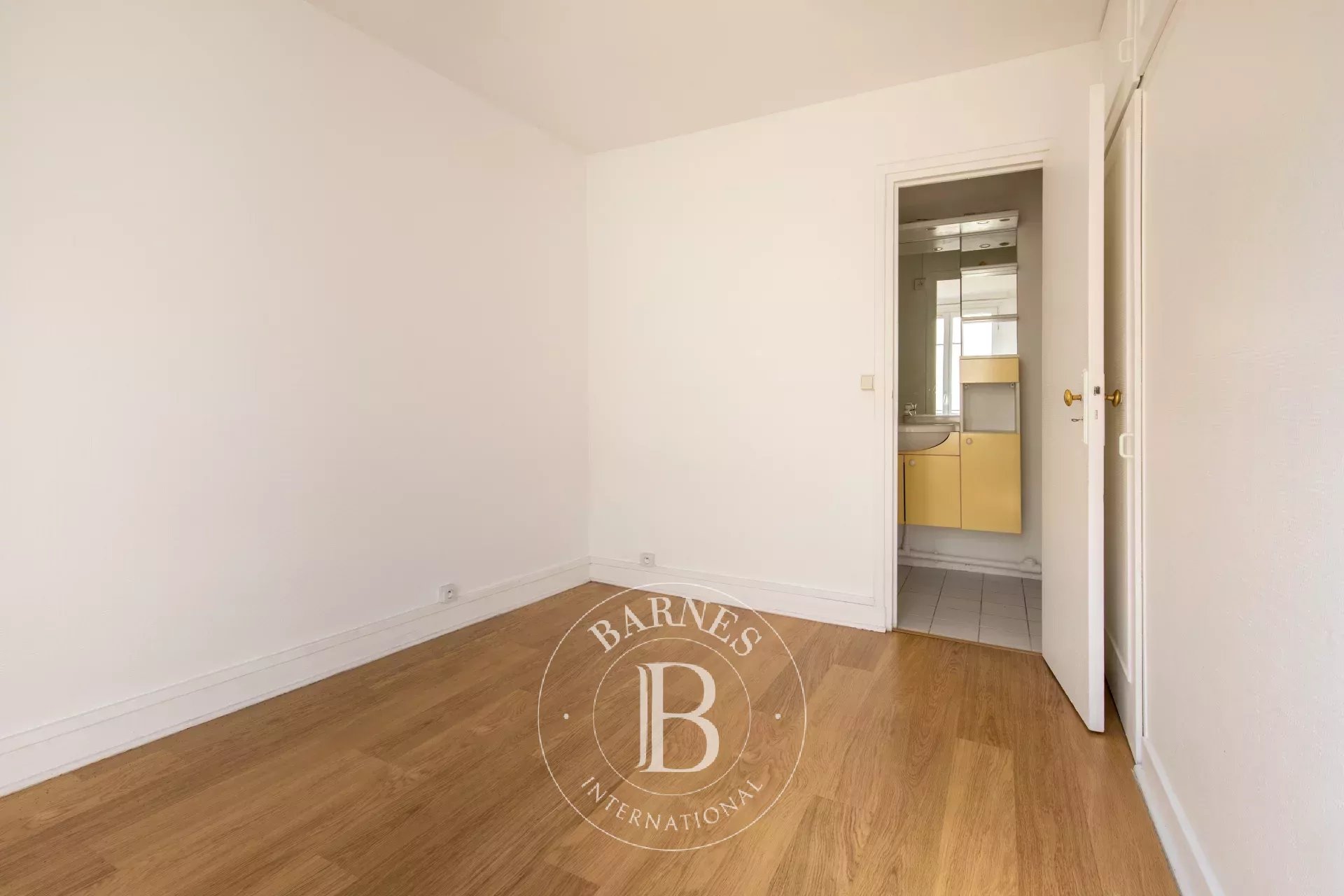 Daire Paris 20ème - picture 10