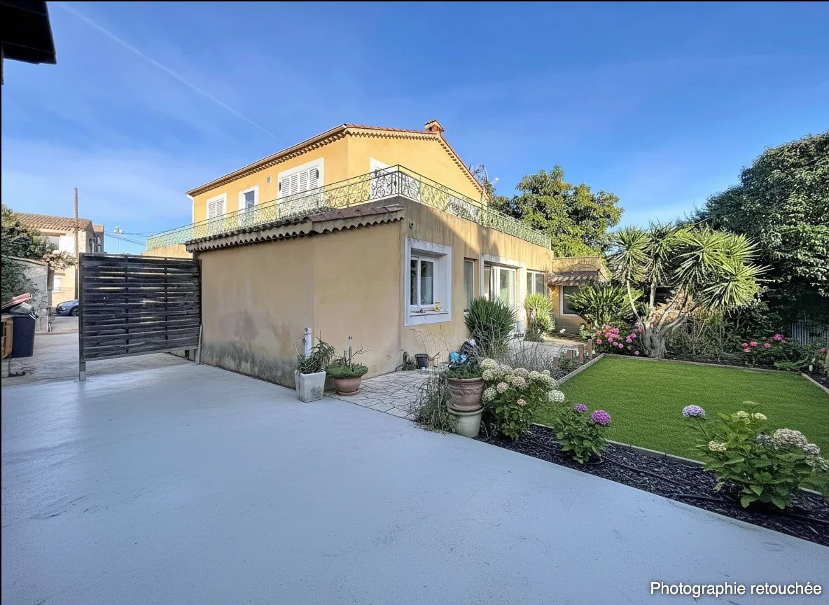 MAISON 221 M2 - VALLAURIS