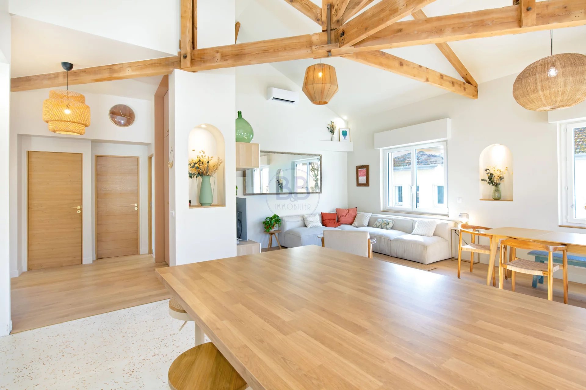 Appartement d'exception de 110m2 avec terrasse en plein cent