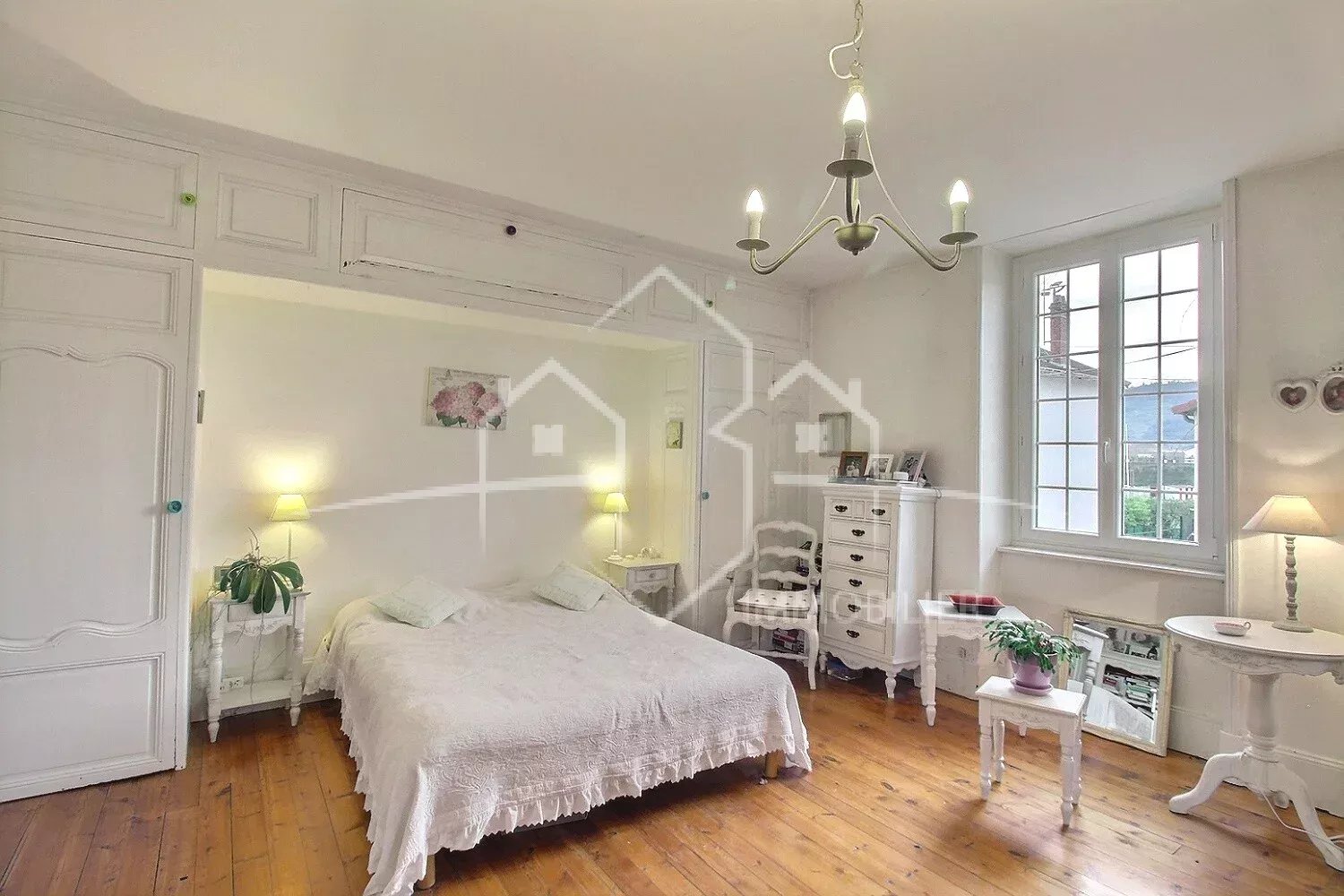 Maison de caractère à Saint-Vallier – 197 m² habitables