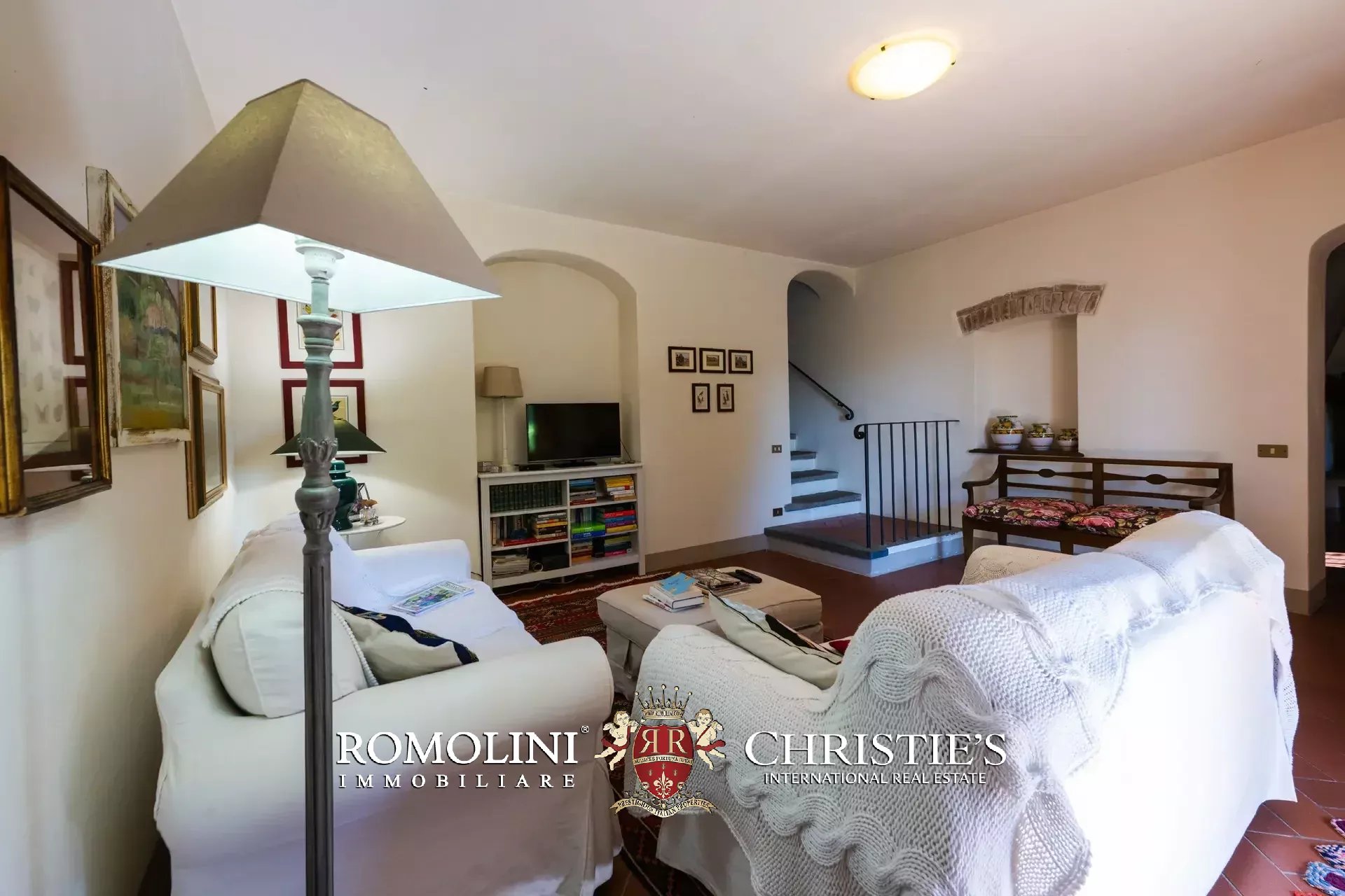 5 Bedroom Villa/Townhouse's Image 11