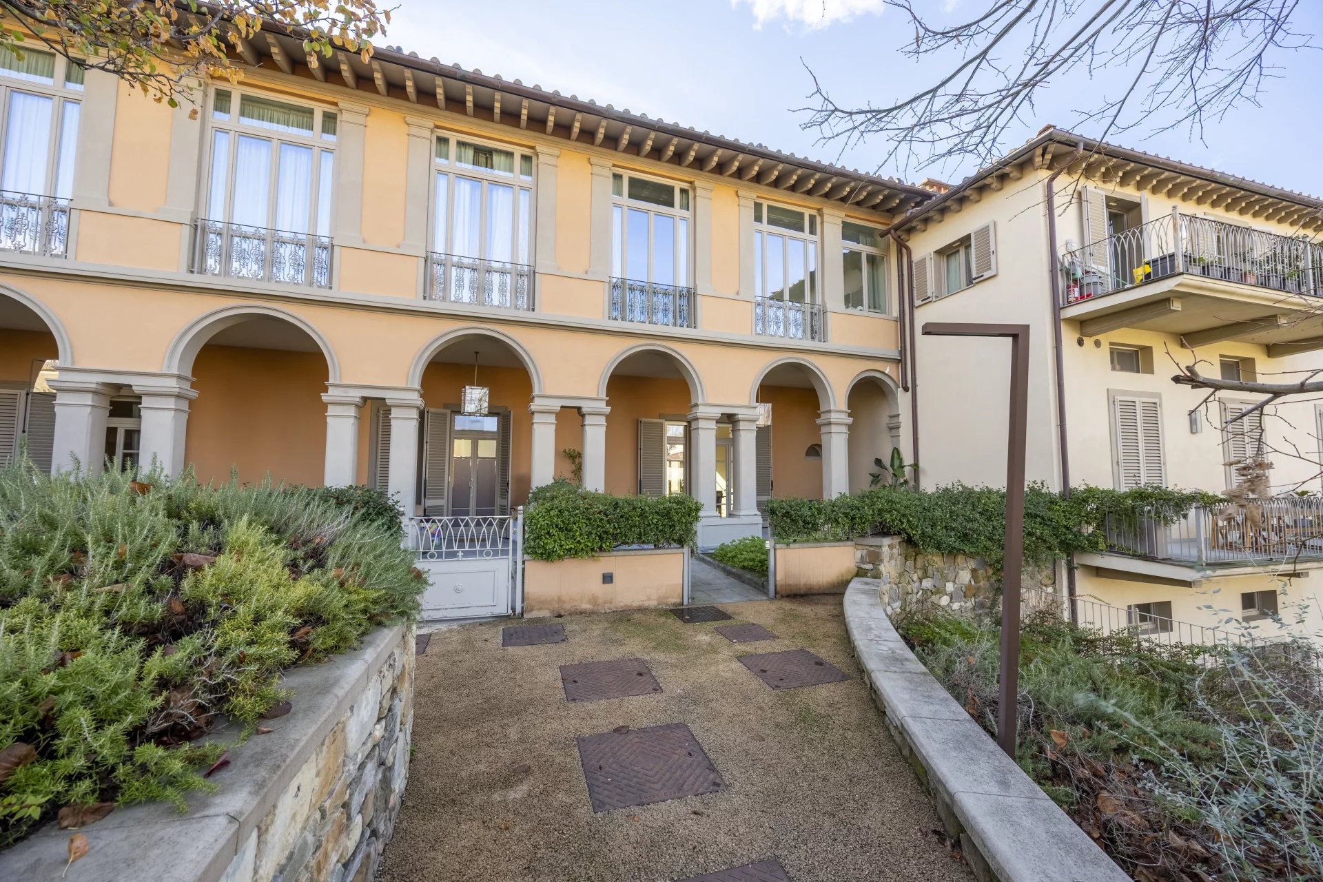 Villa in a Prestigious Renovated Complex