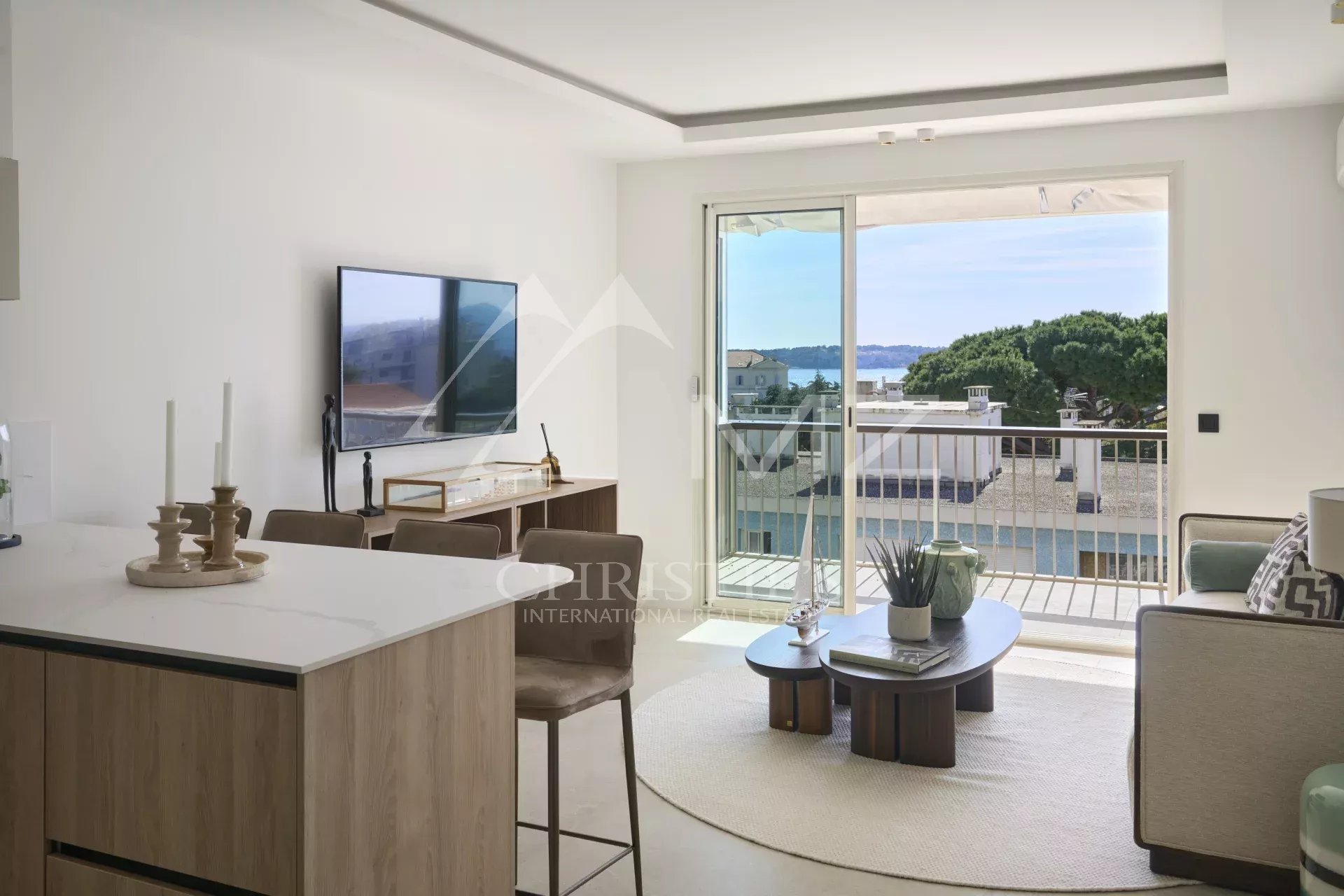 2 Bedroom Apartment/Flat's Image 12