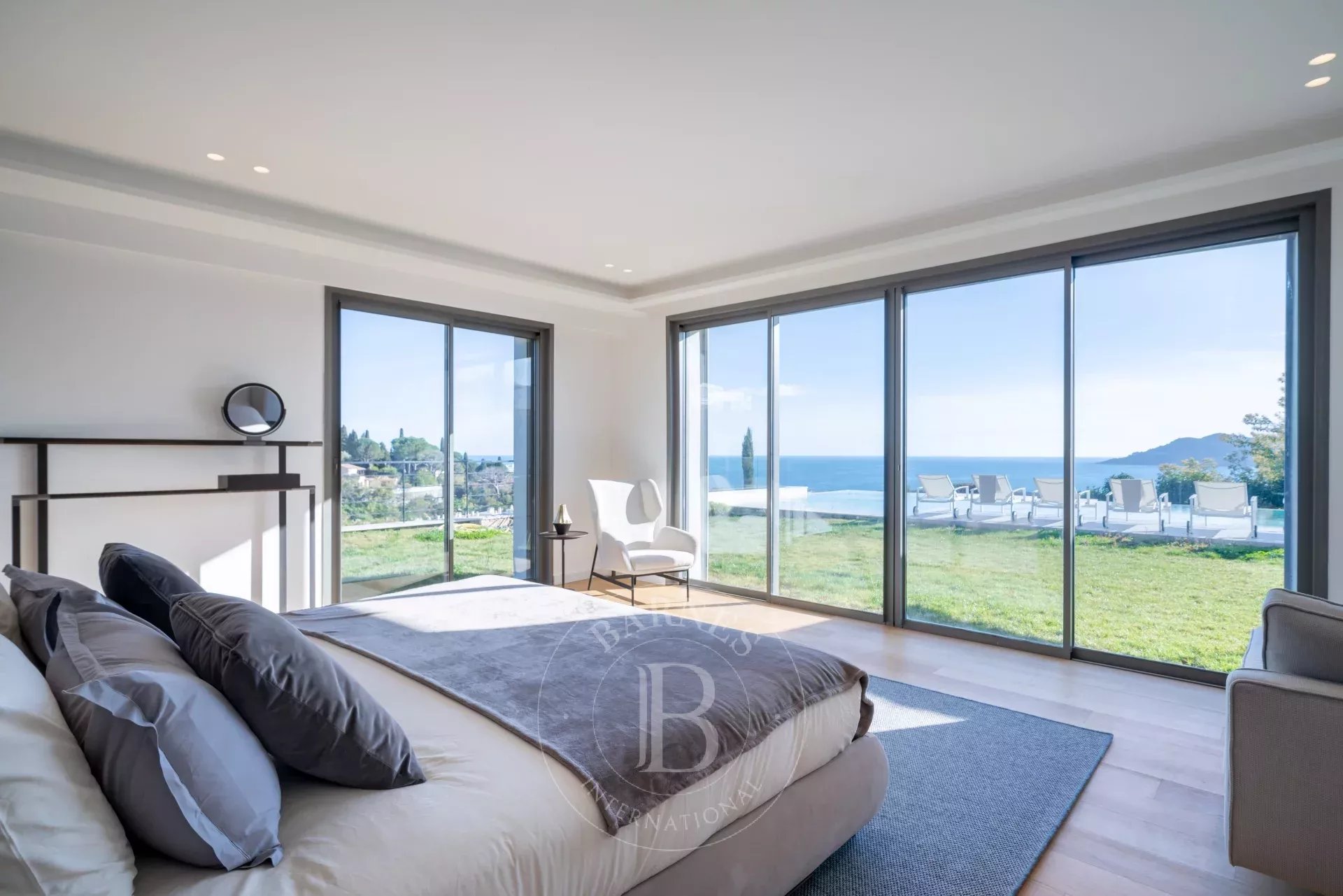 Villa Cannes - picture 9