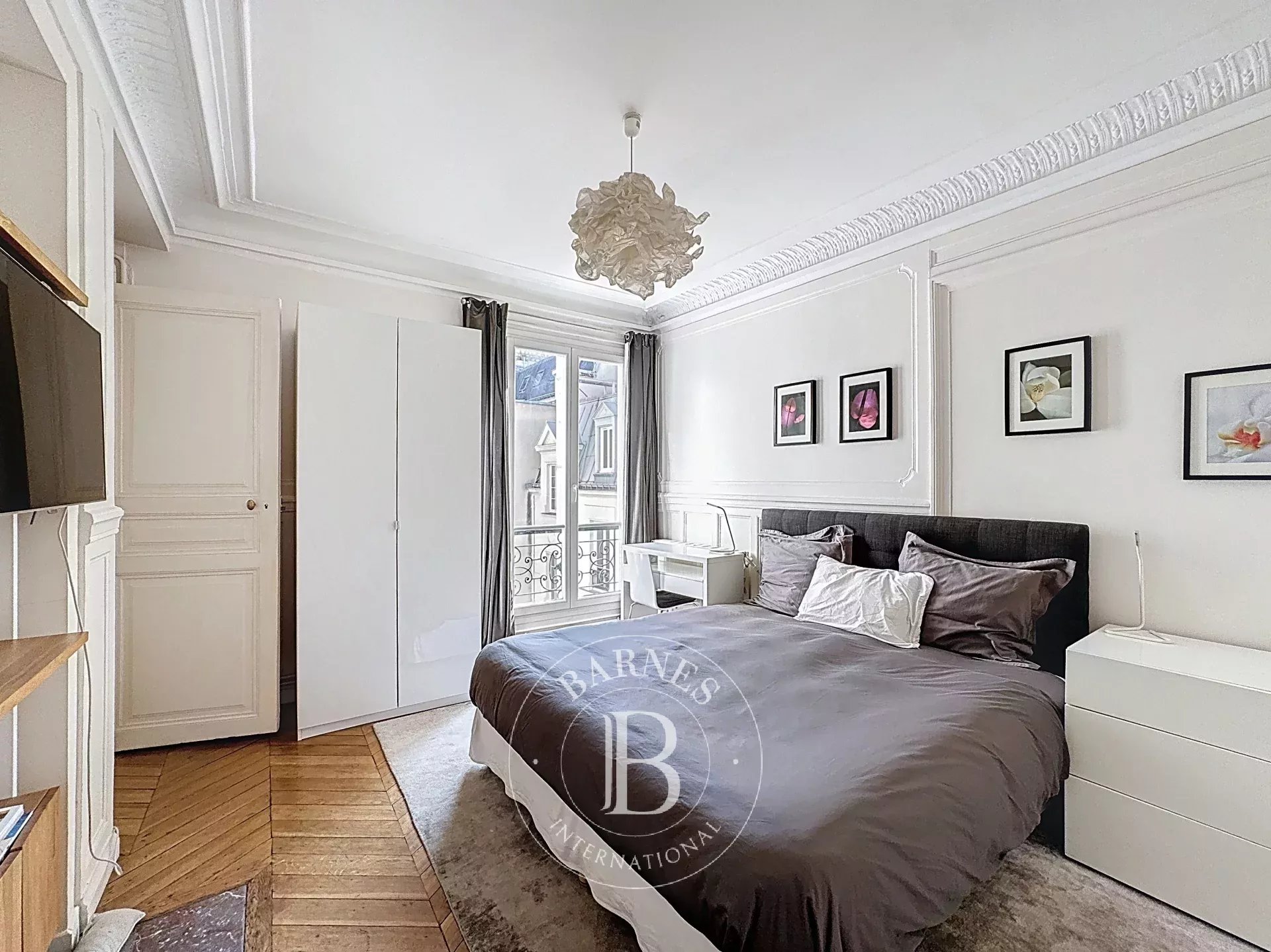 Daire Paris 8ème - picture 7