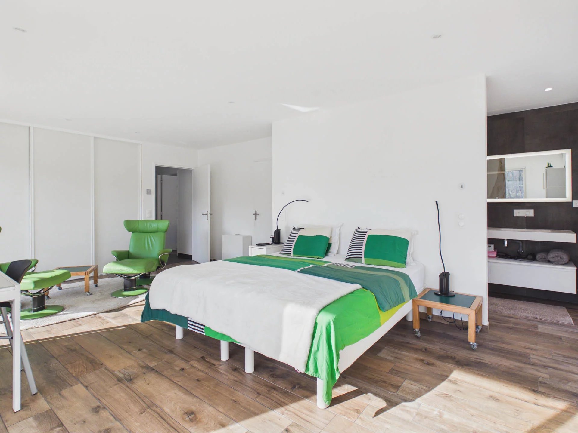 MODERN SINGLE-STOREY VILLA - FAYENCE