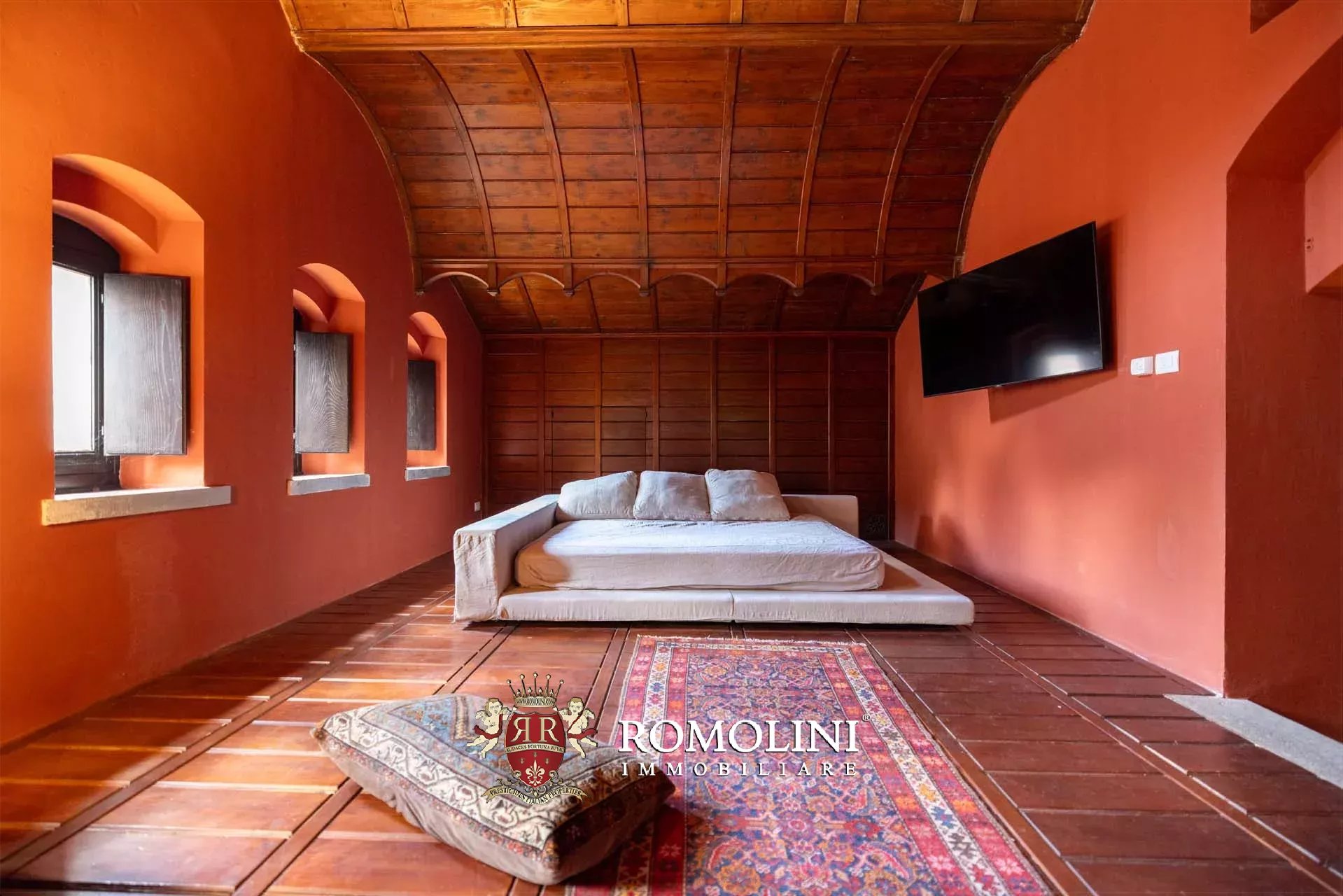 35 Bedroom Chateau's Image 66