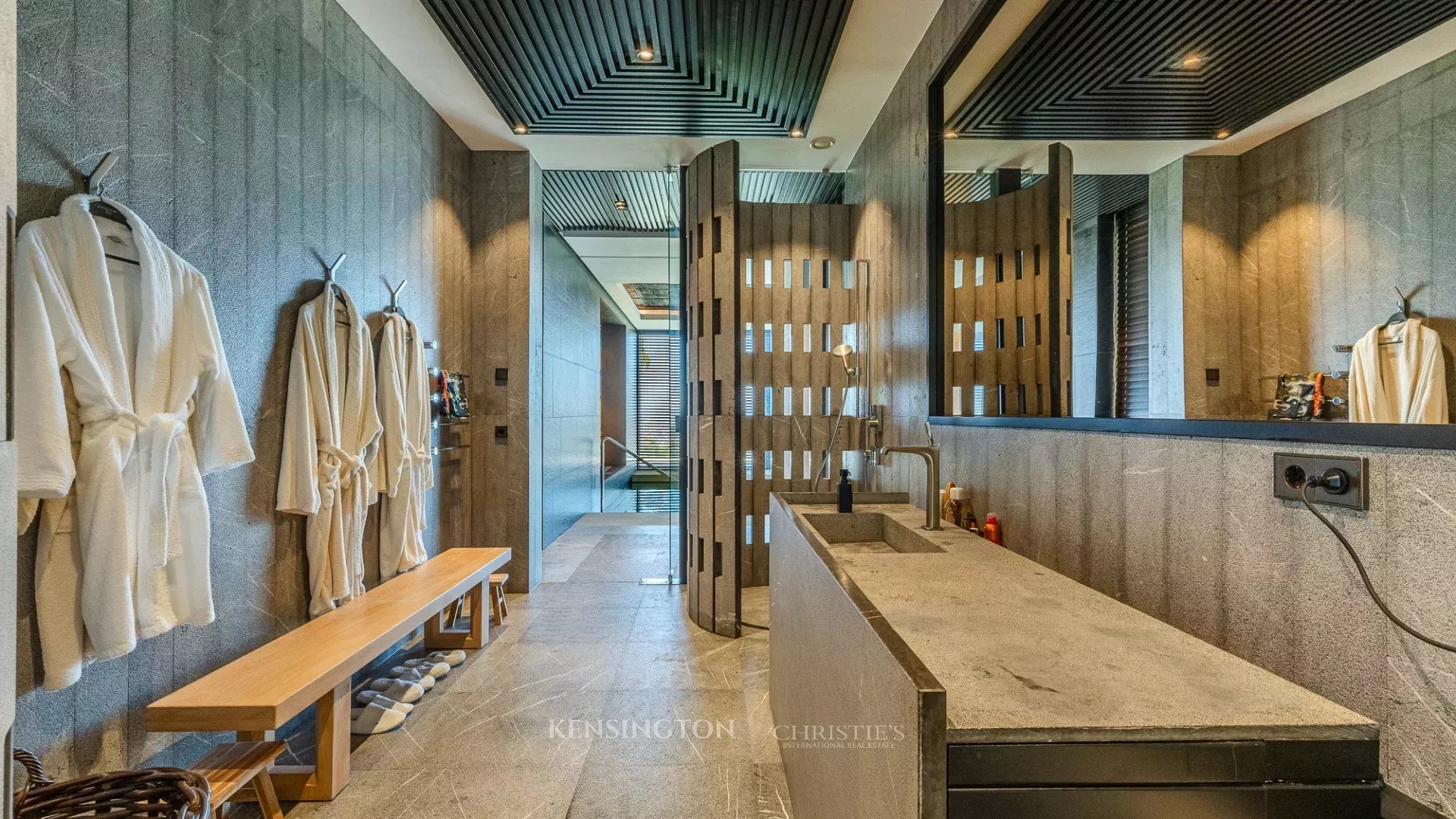 4 Bedroom Villa/Townhouse's Image 23