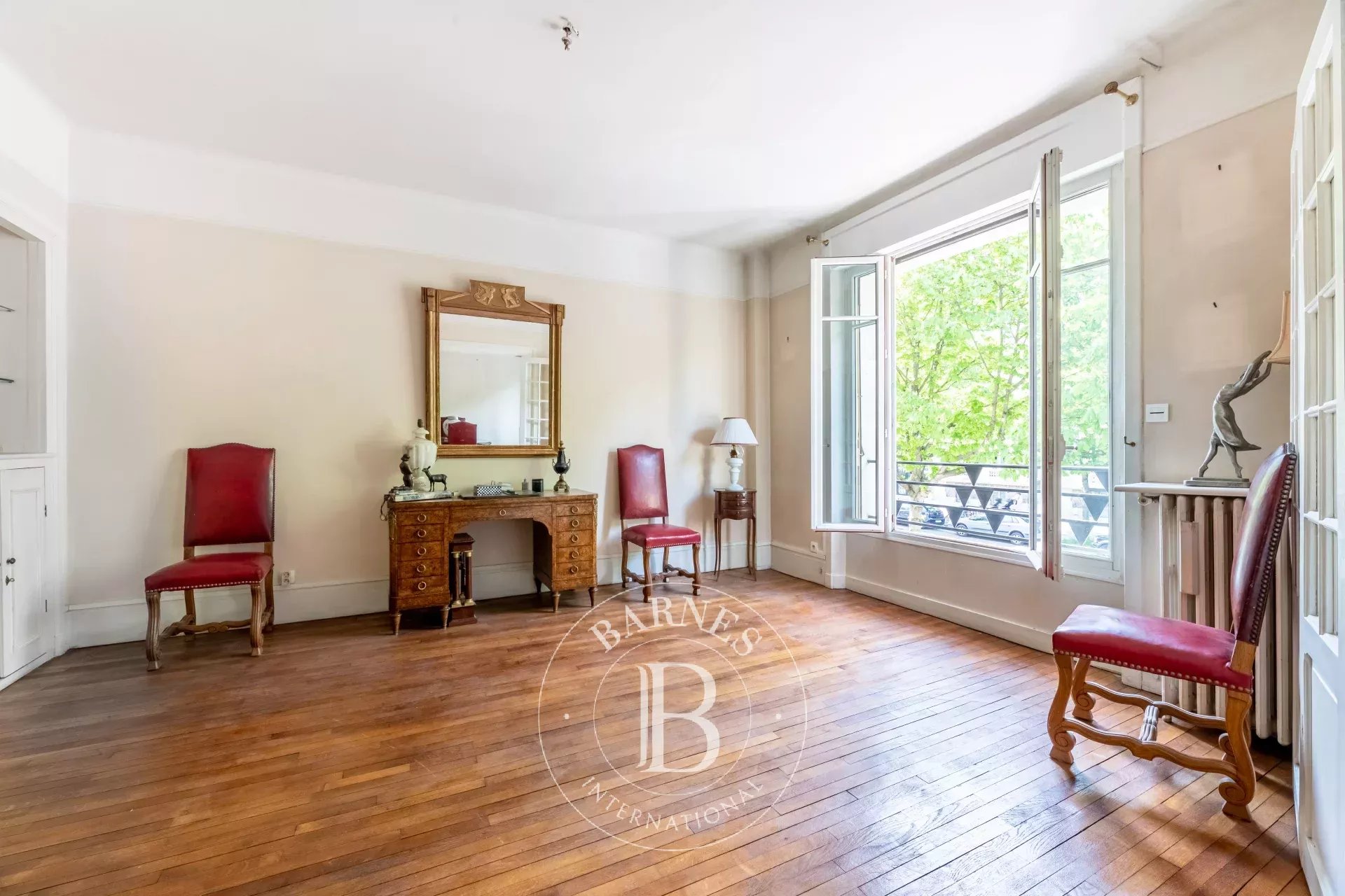 Daire Paris 8ème - picture 6