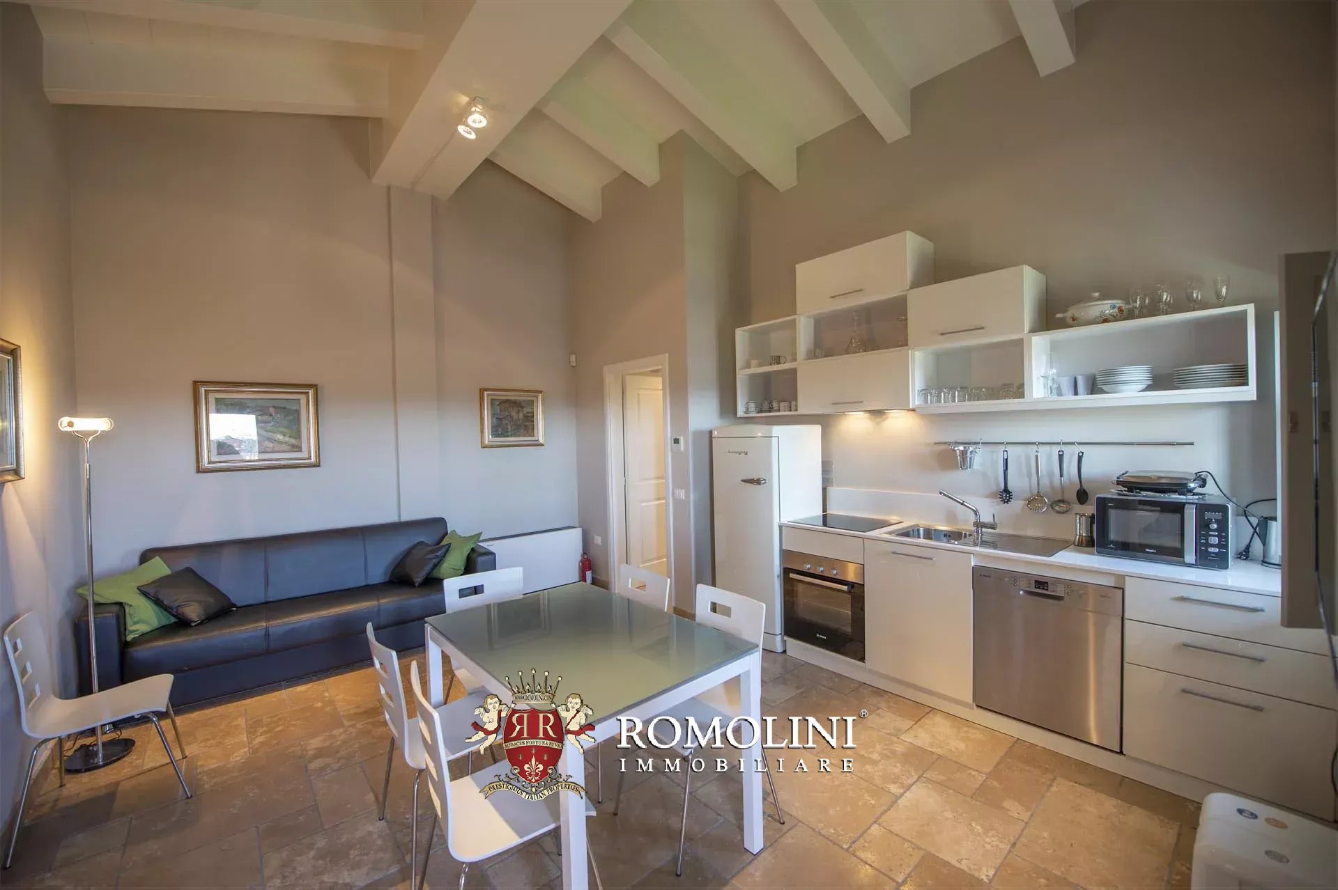 11 Bedroom Vineyard's Image 94