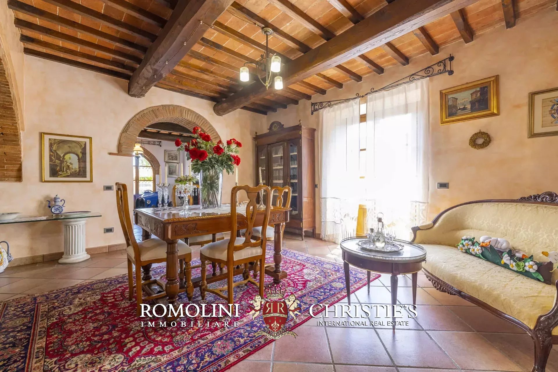 5 Bedroom Villa/Townhouse's Image 51