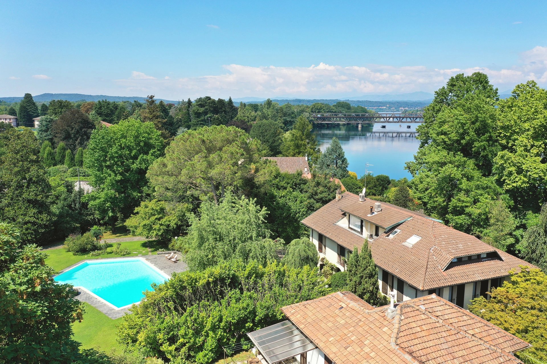 Villa in the Ticino National Park. Lake Maggiore - picture 4 title=