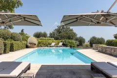 Luxury Villa in Tourrettes-sur-Loup: Sea View Family Estate — photo 5 of 7