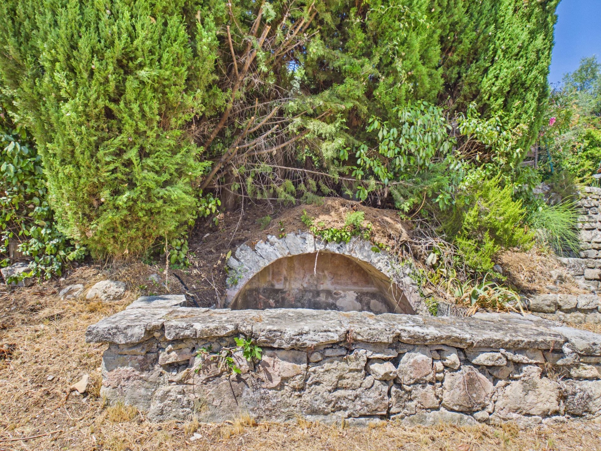 House with a view walking distance to the village - Seillans