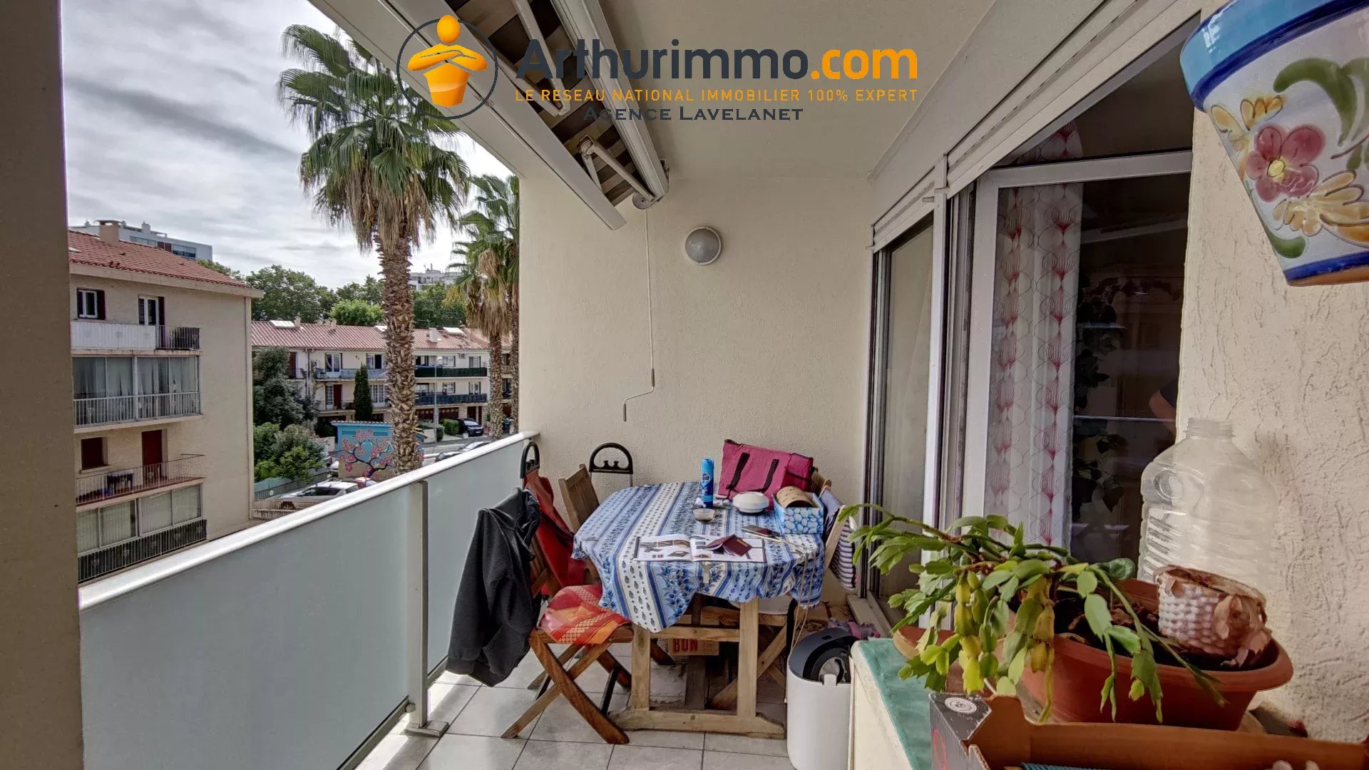 Agence immobilière de 
