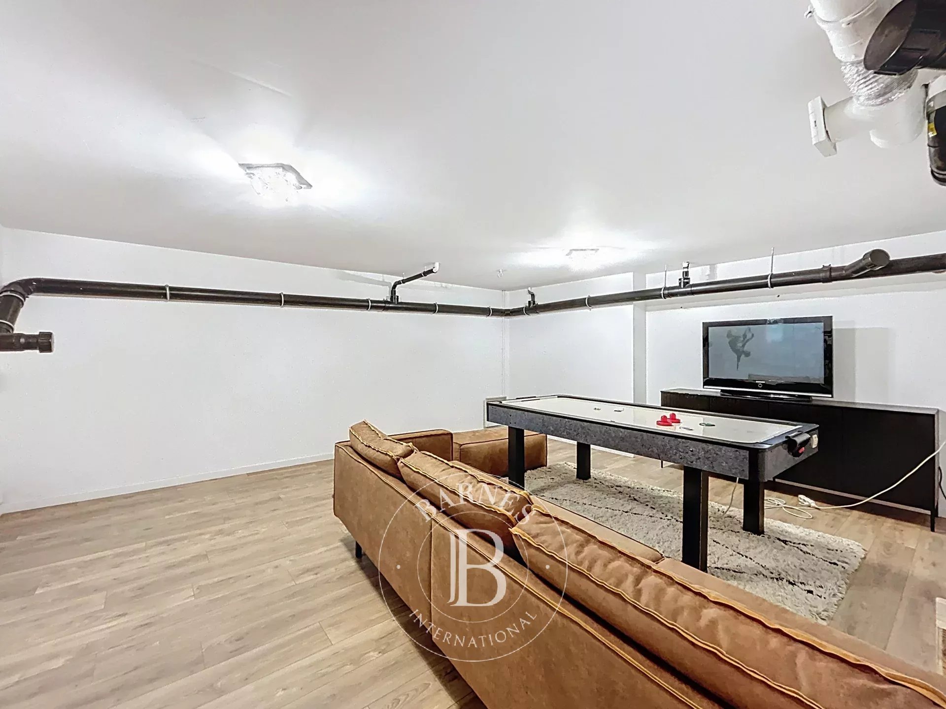 Photo of Les Gets – Ski-in/Ski-out property with 3 units