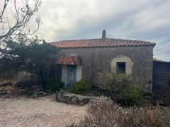 BONIFACIO – House to Renovate with Exceptional Views — photo 5 of 6