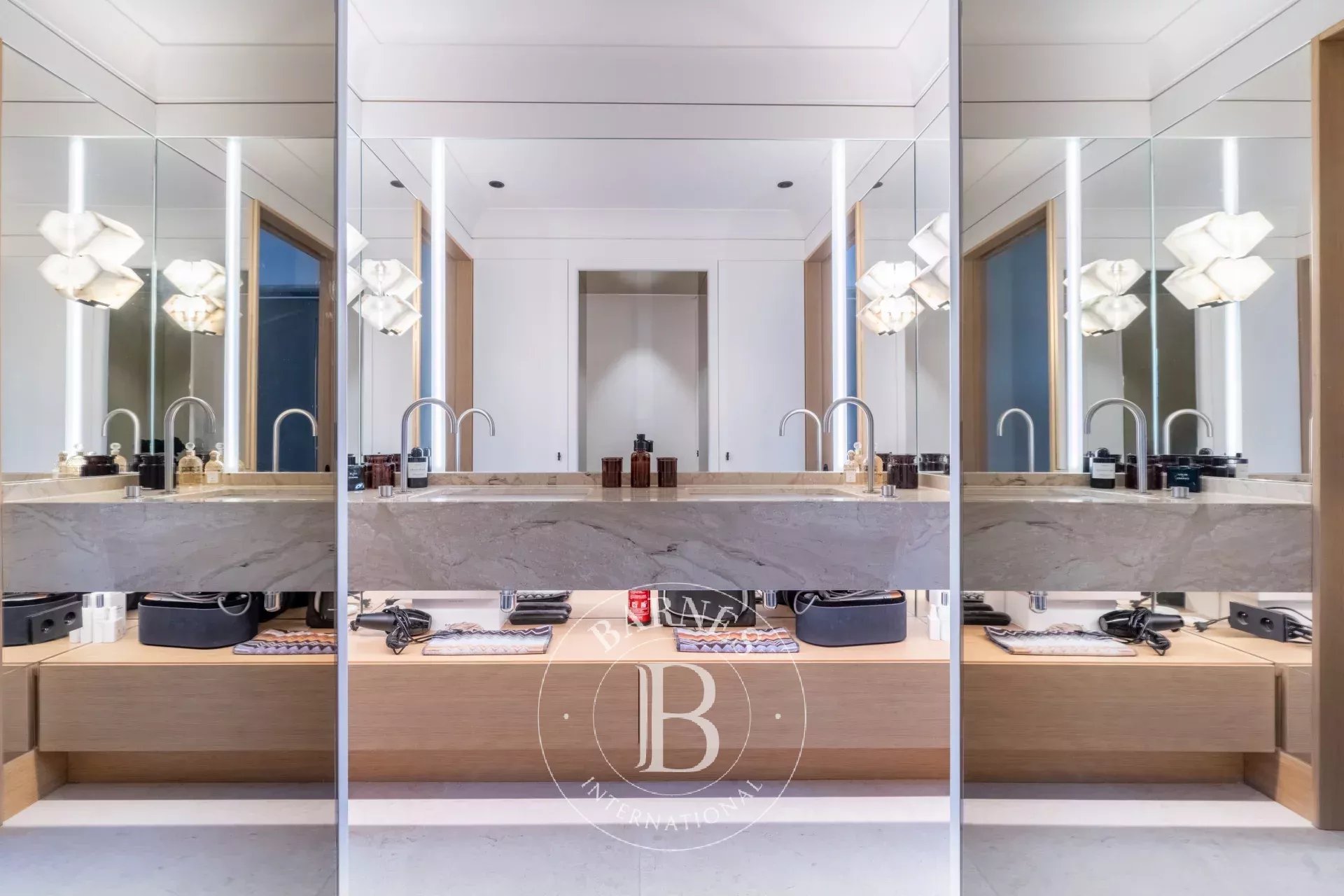 Daire Paris 3ème - picture 26