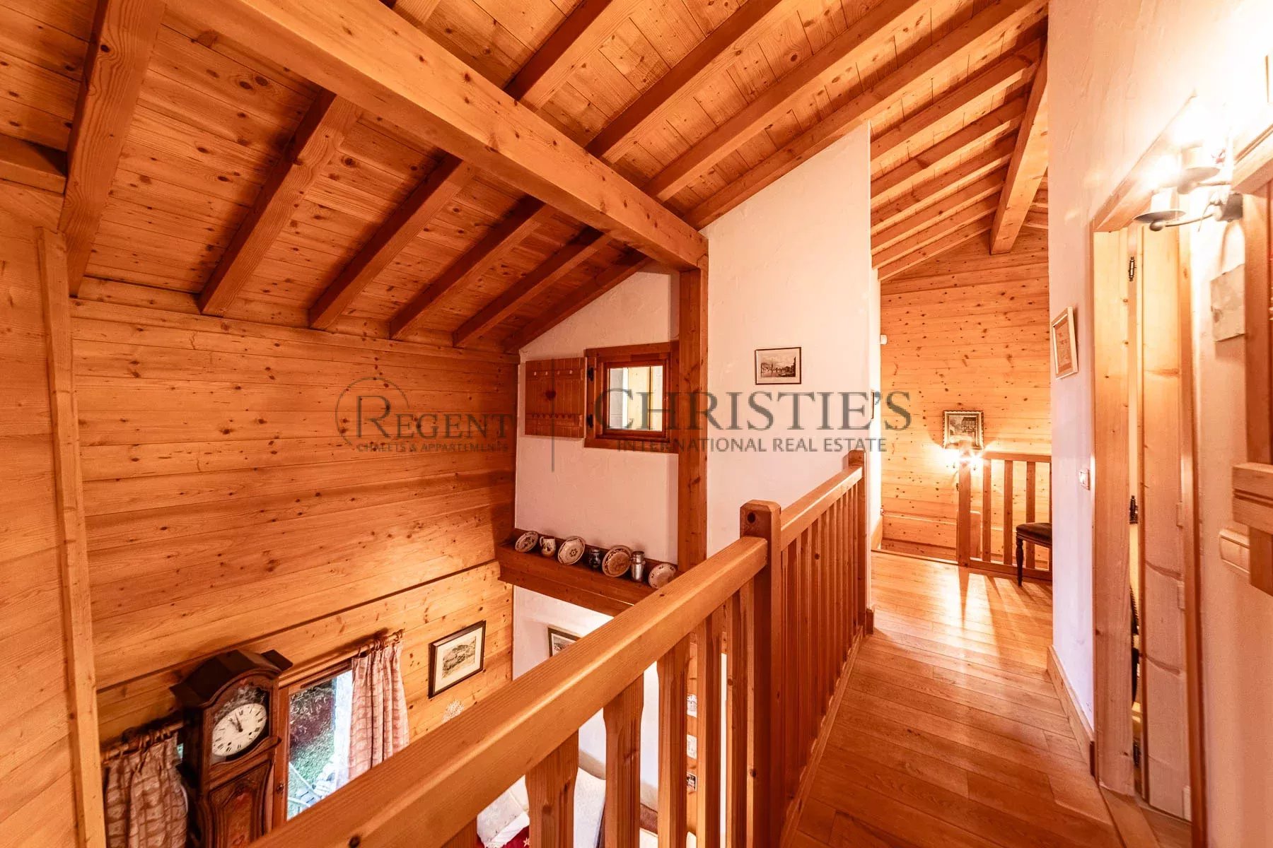 4 Bedroom Villa/Townhouse's Image 9