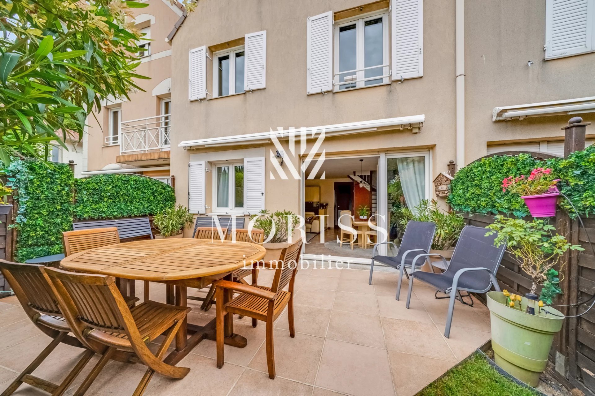 ST  MAURICE BOIS MAISON 141m2 4 CHAMBRES TERRASSE ET JARDIN - Image Array
